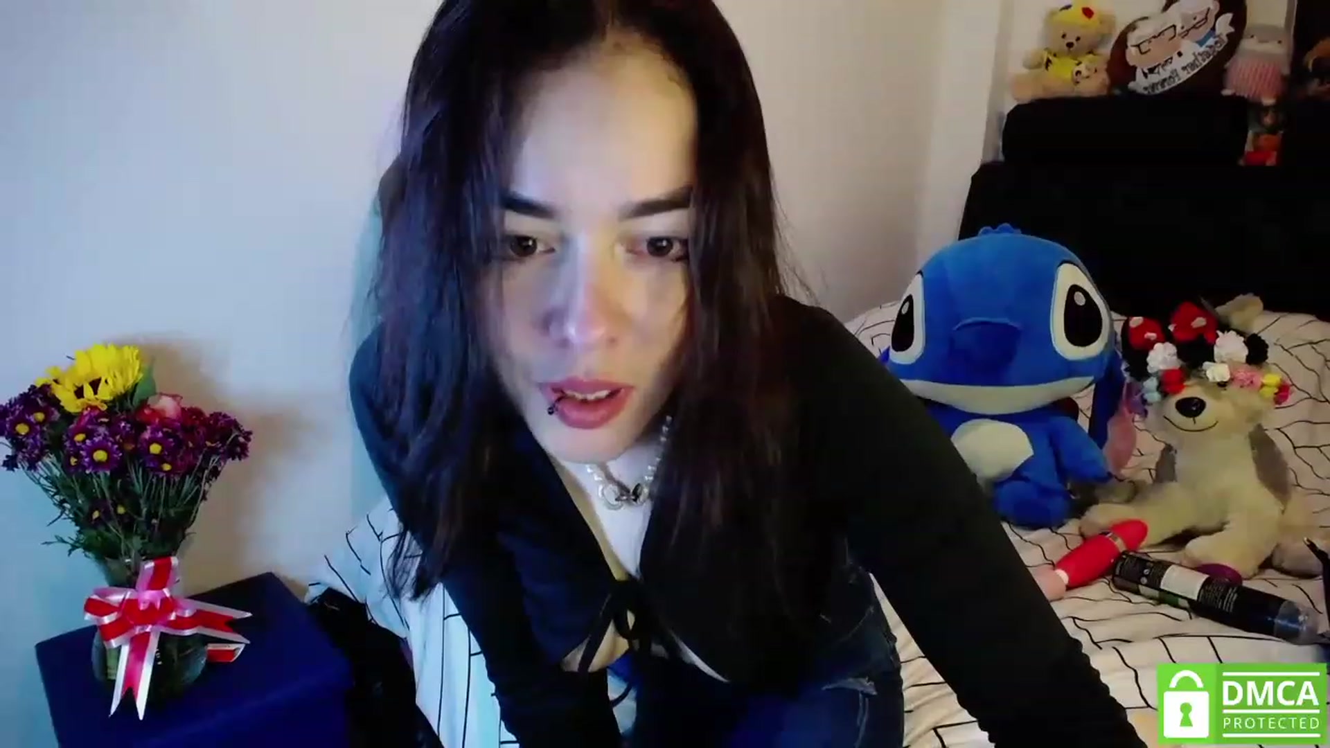 Gallery image thumbnail from Nikolle_8's myfreecams stream on, 03/09/2023, 04:12 image 5 of 20