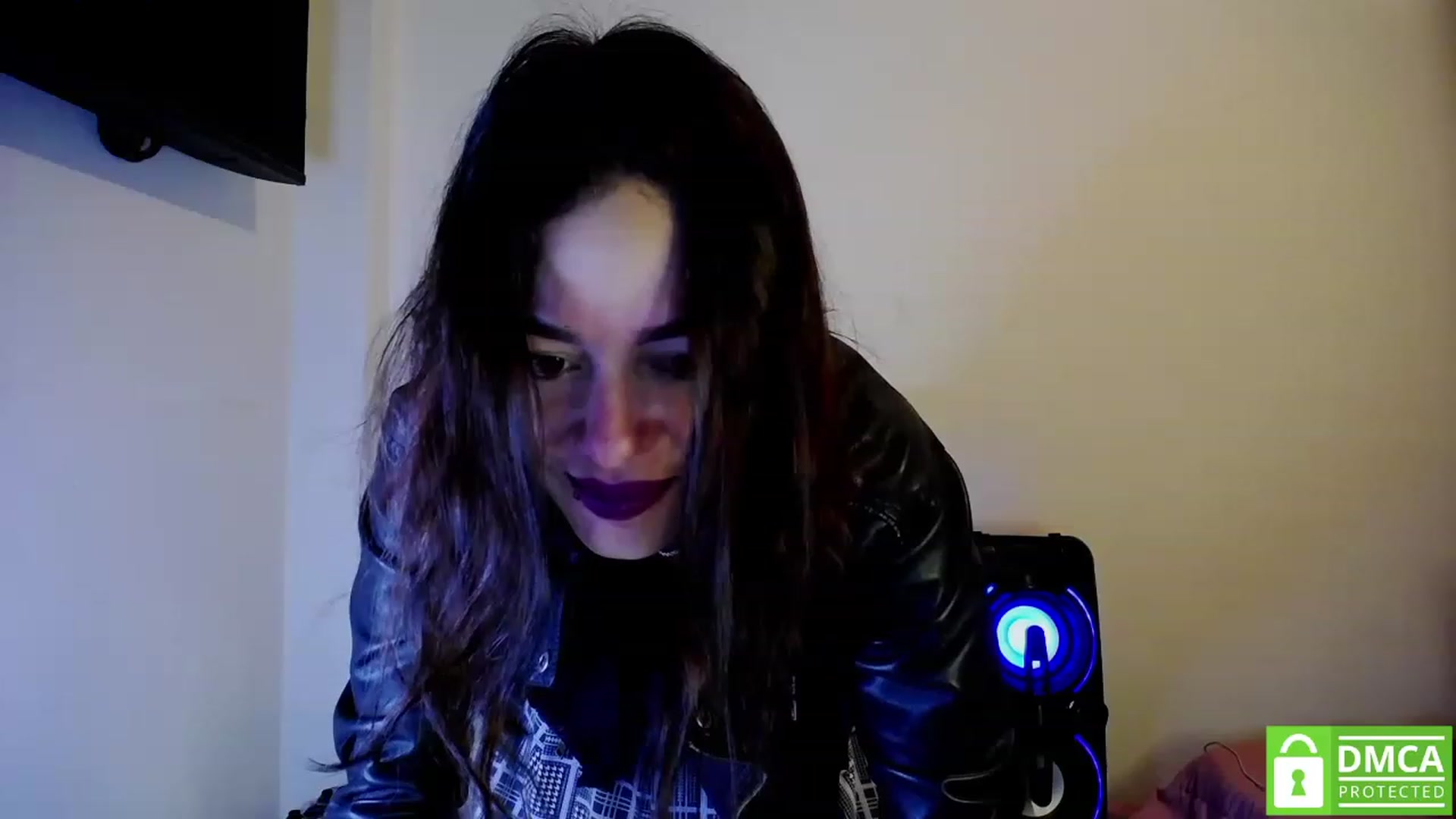 Gallery image thumbnail from Nikolle_8's myfreecams stream on, 04/30/2023, 19:52 image 1 of 20
