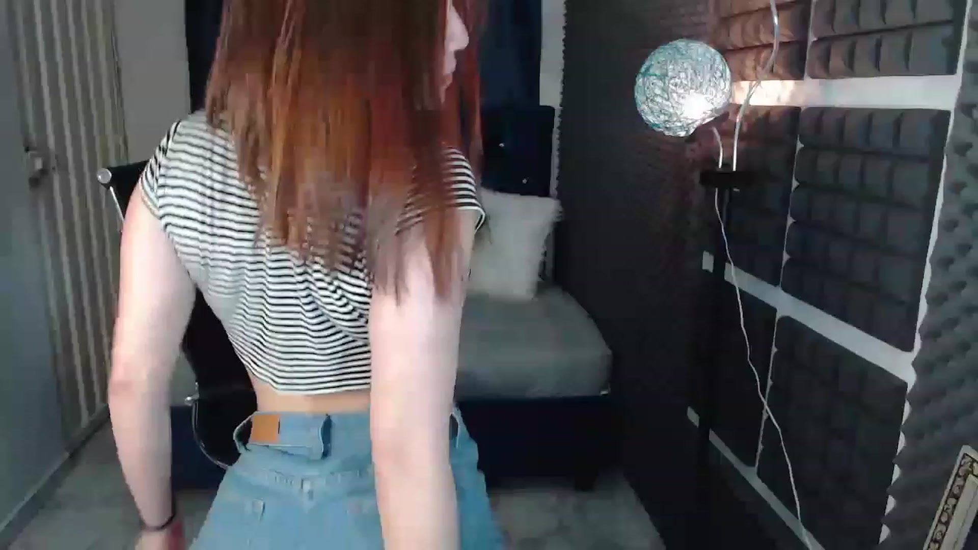 Gallery image thumbnail from Nikolle_8's myfreecams stream on, 06/10/2023, 06:21 image 3 of 20