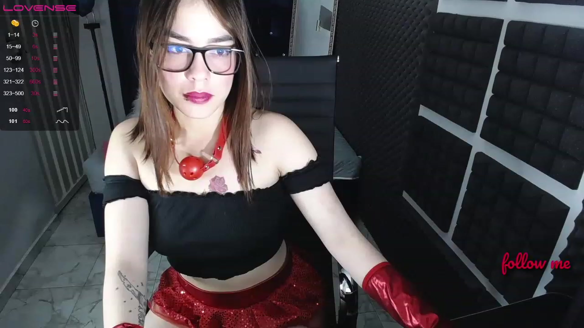 Gallery image thumbnail from Nikolle_8's myfreecams stream on, 06/17/2023, 06:22 image 19 of 20
