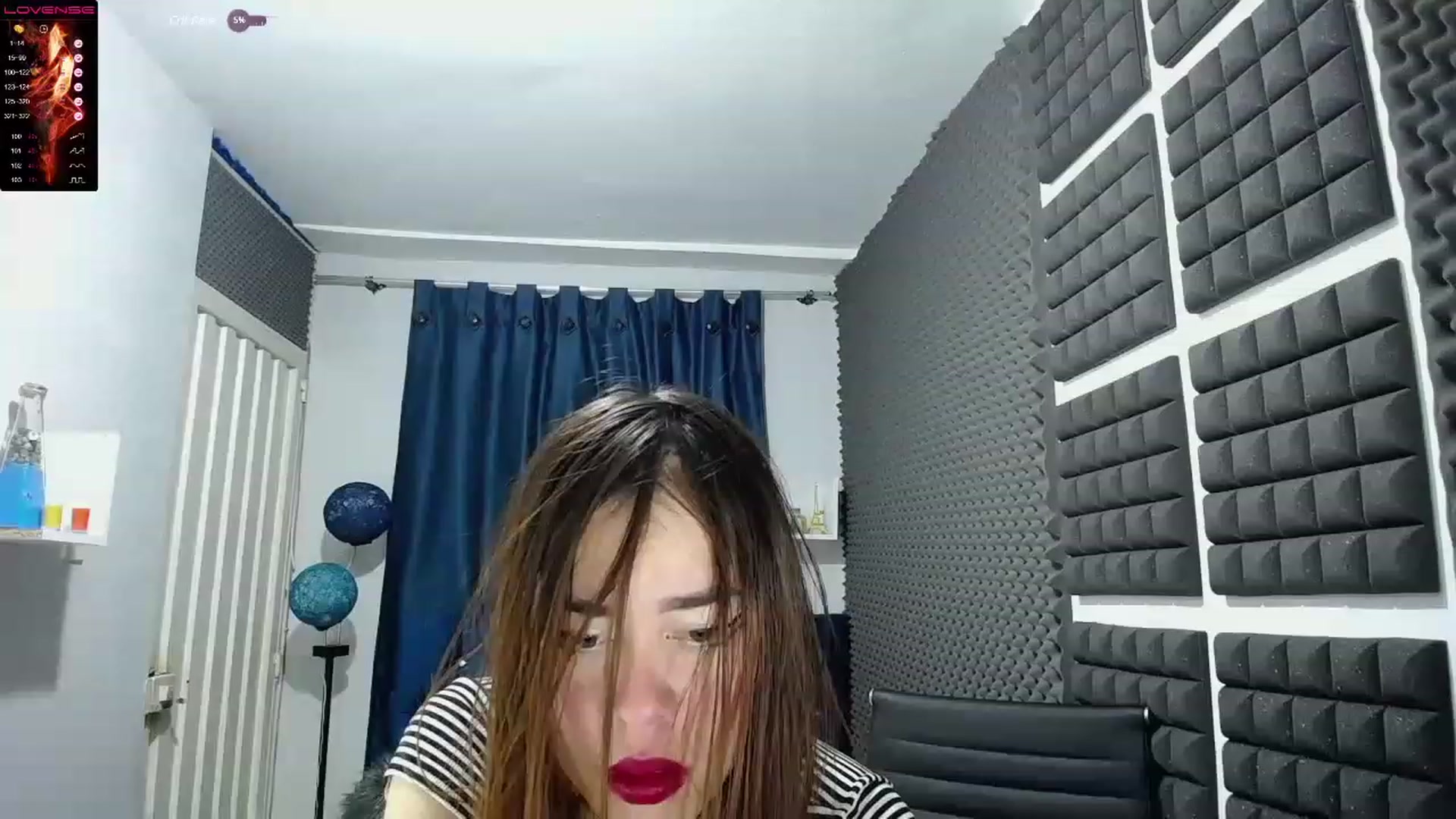 Gallery image thumbnail from Nikolle_8's myfreecams stream on, 06/25/2023, 04:54 image 3 of 20