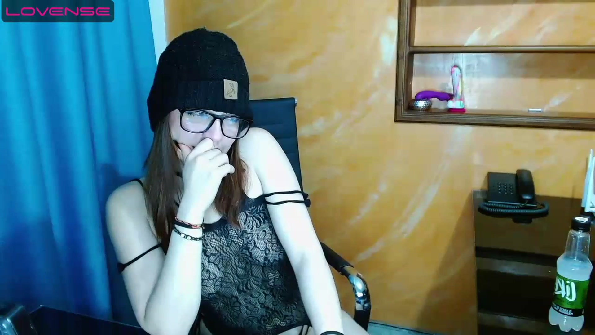 Gallery image thumbnail from Nikolle_8's myfreecams stream on, 07/03/2023, 03:23 image 11 of 20
