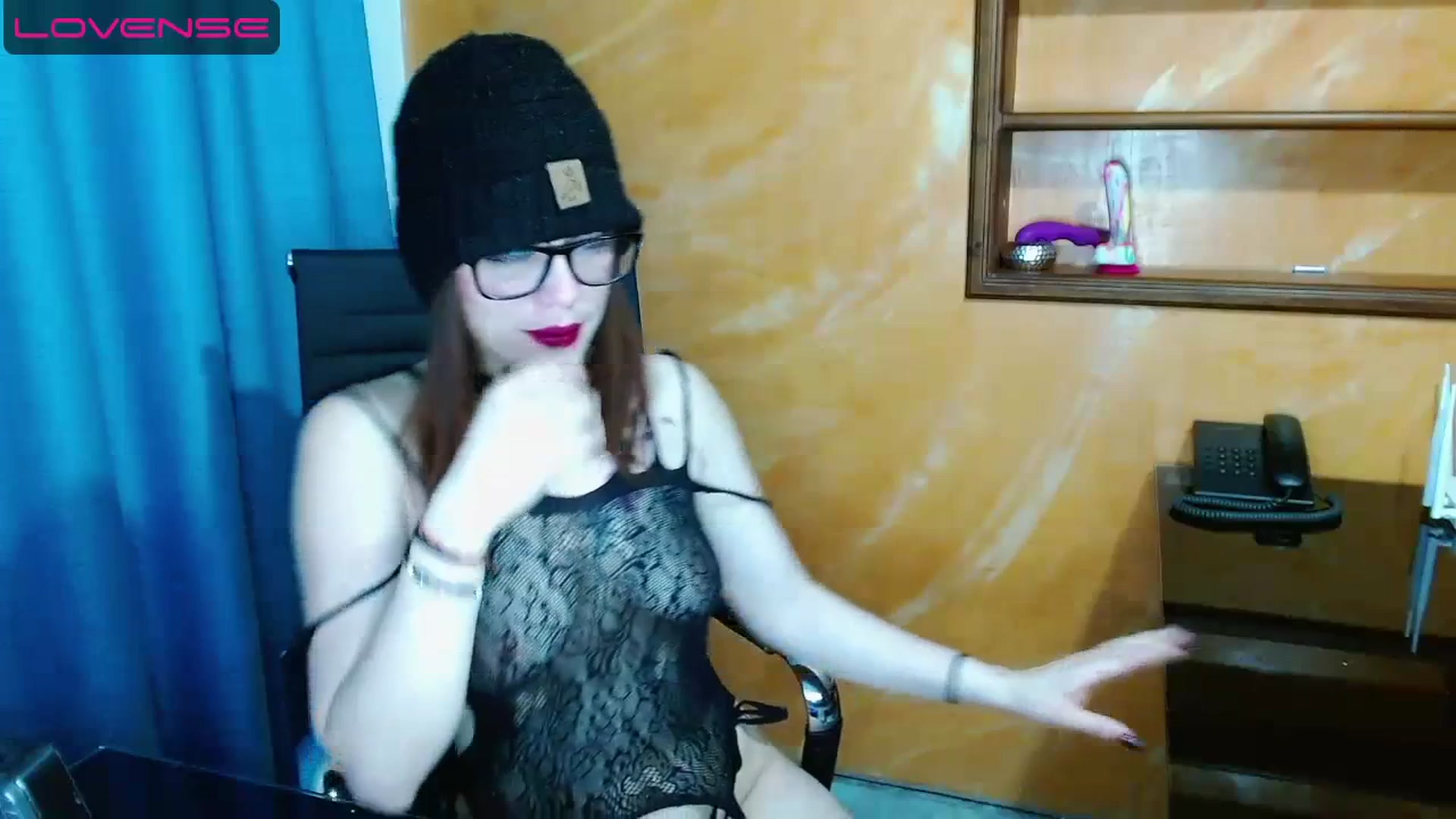 Gallery image thumbnail from Nikolle_8's myfreecams stream on, 07/03/2023, 03:23 image 2 of 20
