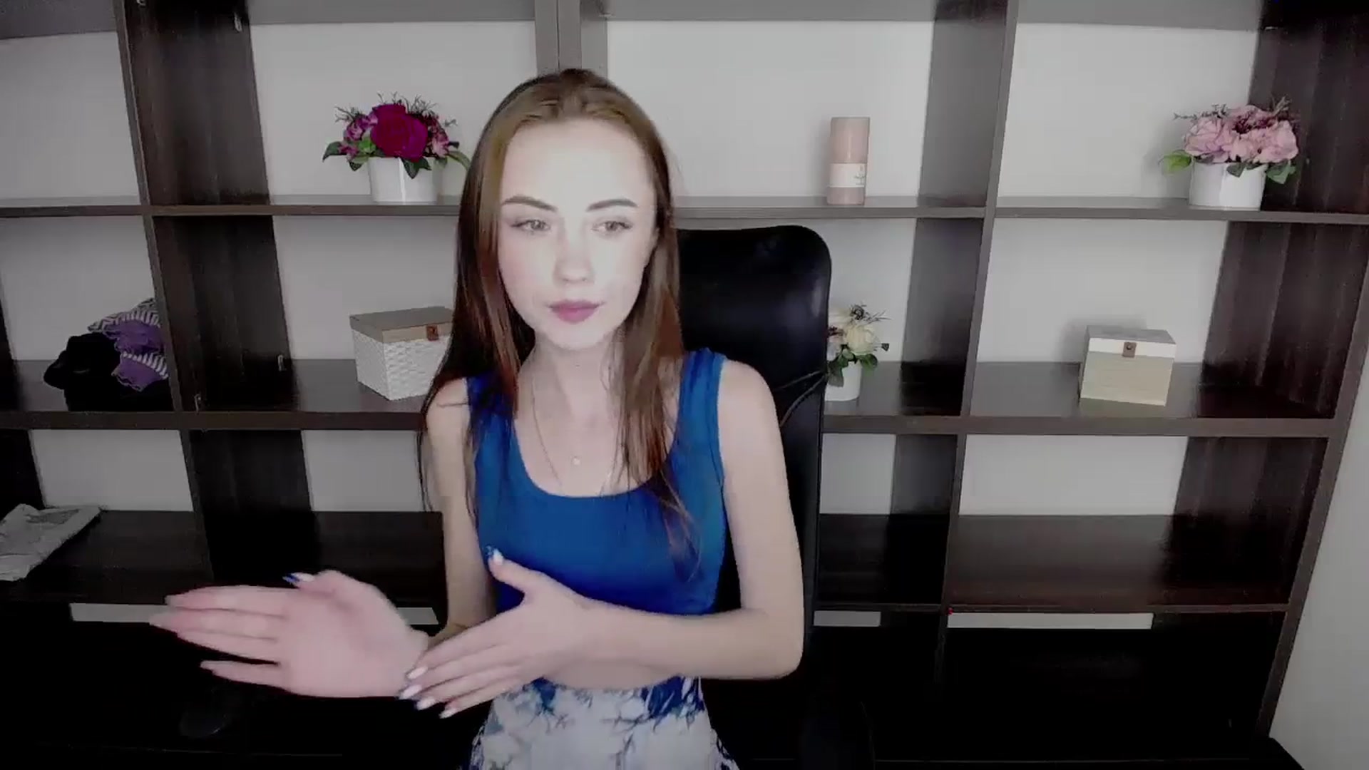 Gallery image thumbnail from Nikonara_'s myfreecams stream on, 11/10/2023, 13:12 image 14 of 20