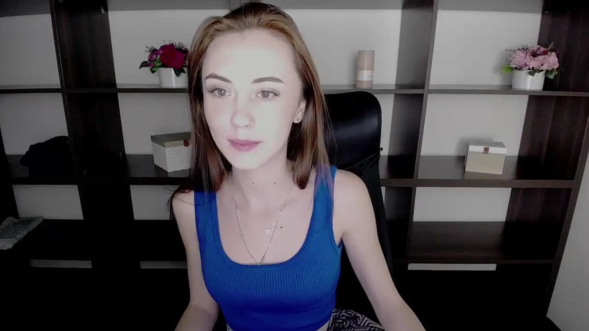 Gallery image thumbnail from Nikonara_'s myfreecams stream on, 11/10/2023, 17:39 image 18 of 20