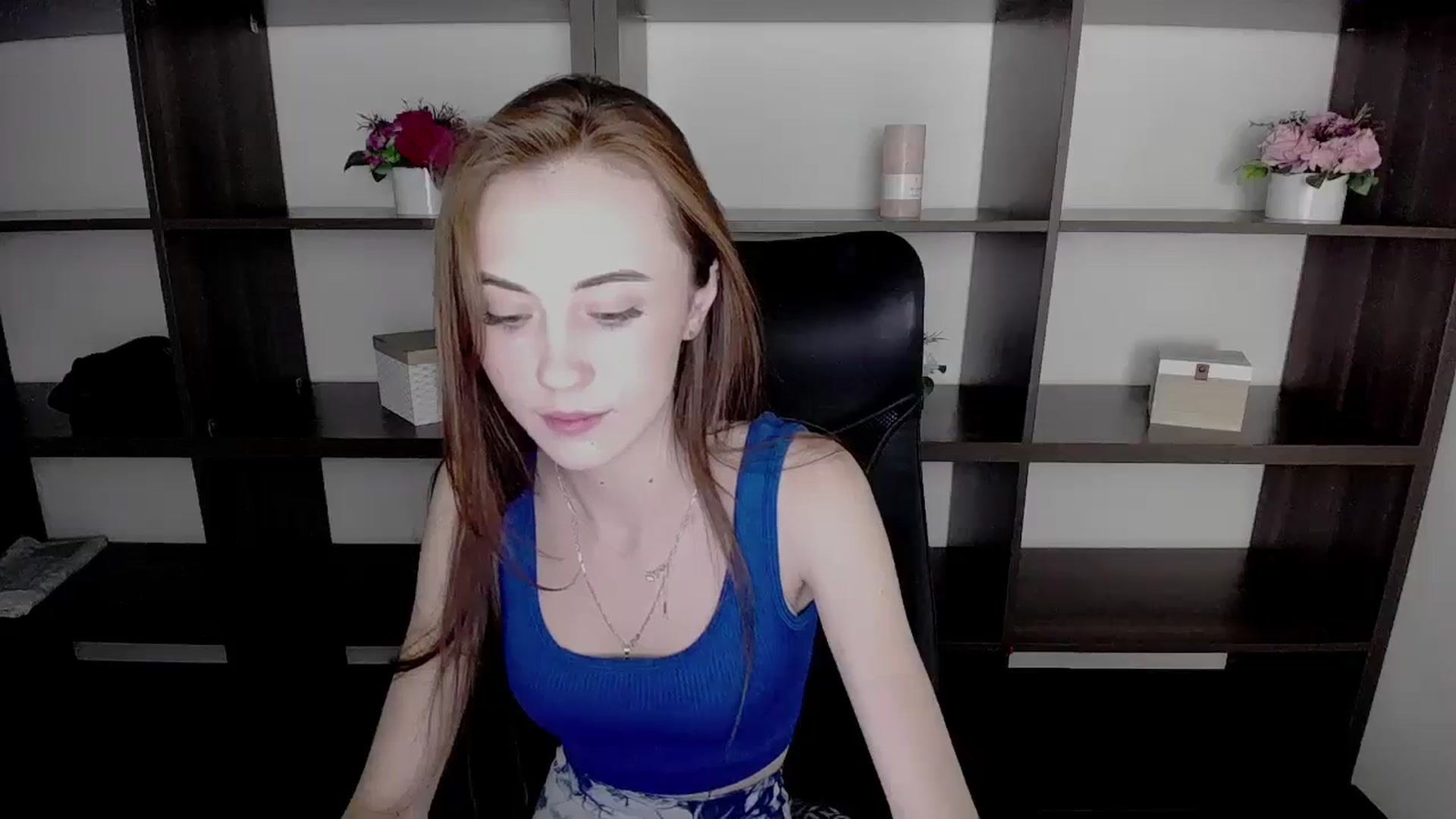Gallery image thumbnail from Nikonara_'s myfreecams stream on, 11/10/2023, 17:39 image 12 of 20