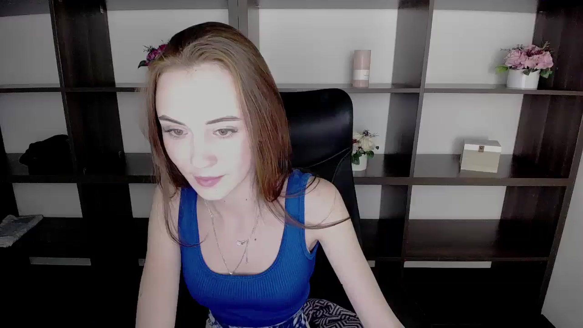 Gallery image thumbnail from Nikonara_'s myfreecams stream on, 11/10/2023, 17:39 image 9 of 20