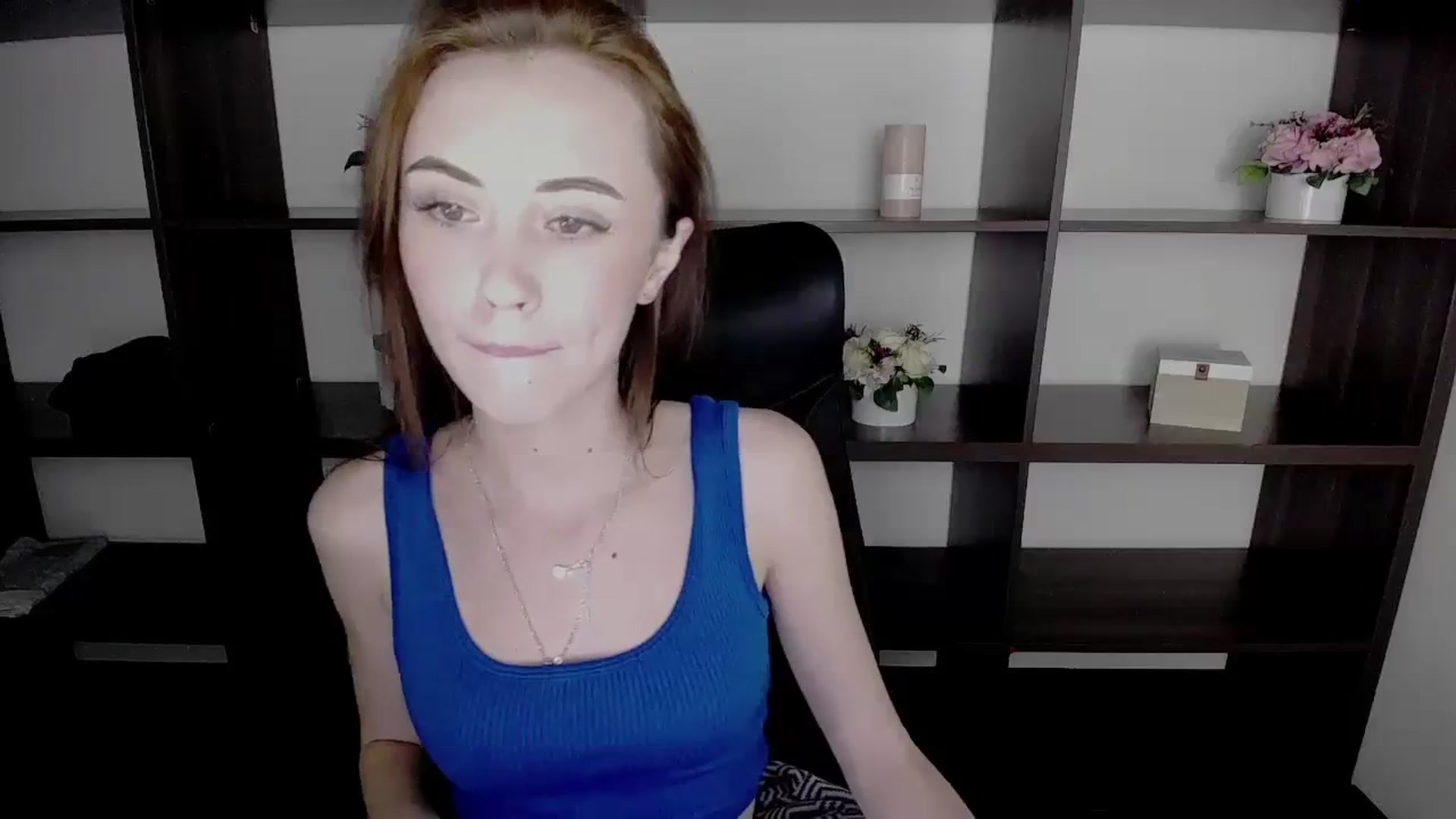Gallery image thumbnail from Nikonara_'s myfreecams stream on, 11/10/2023, 17:39 image 3 of 20