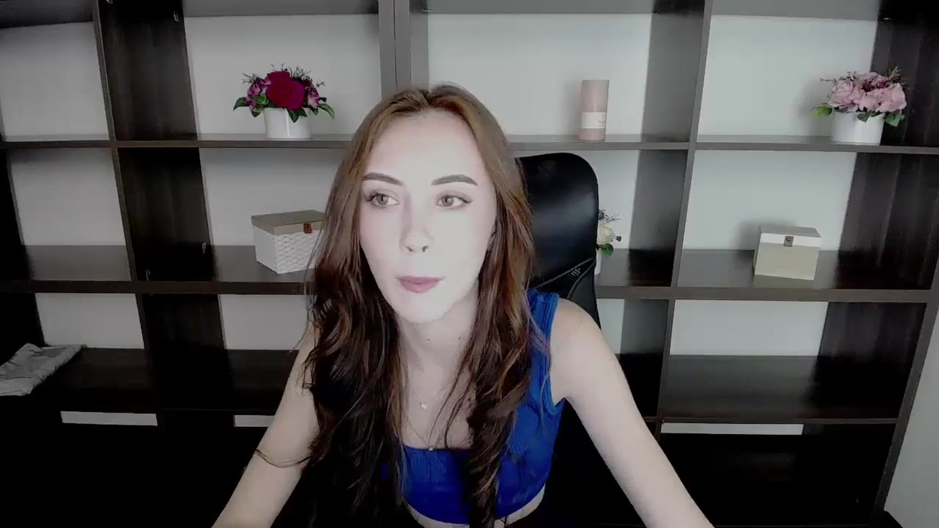 Gallery image thumbnail from Nikonara_'s myfreecams stream on, 11/12/2023, 10:25 image 7 of 20