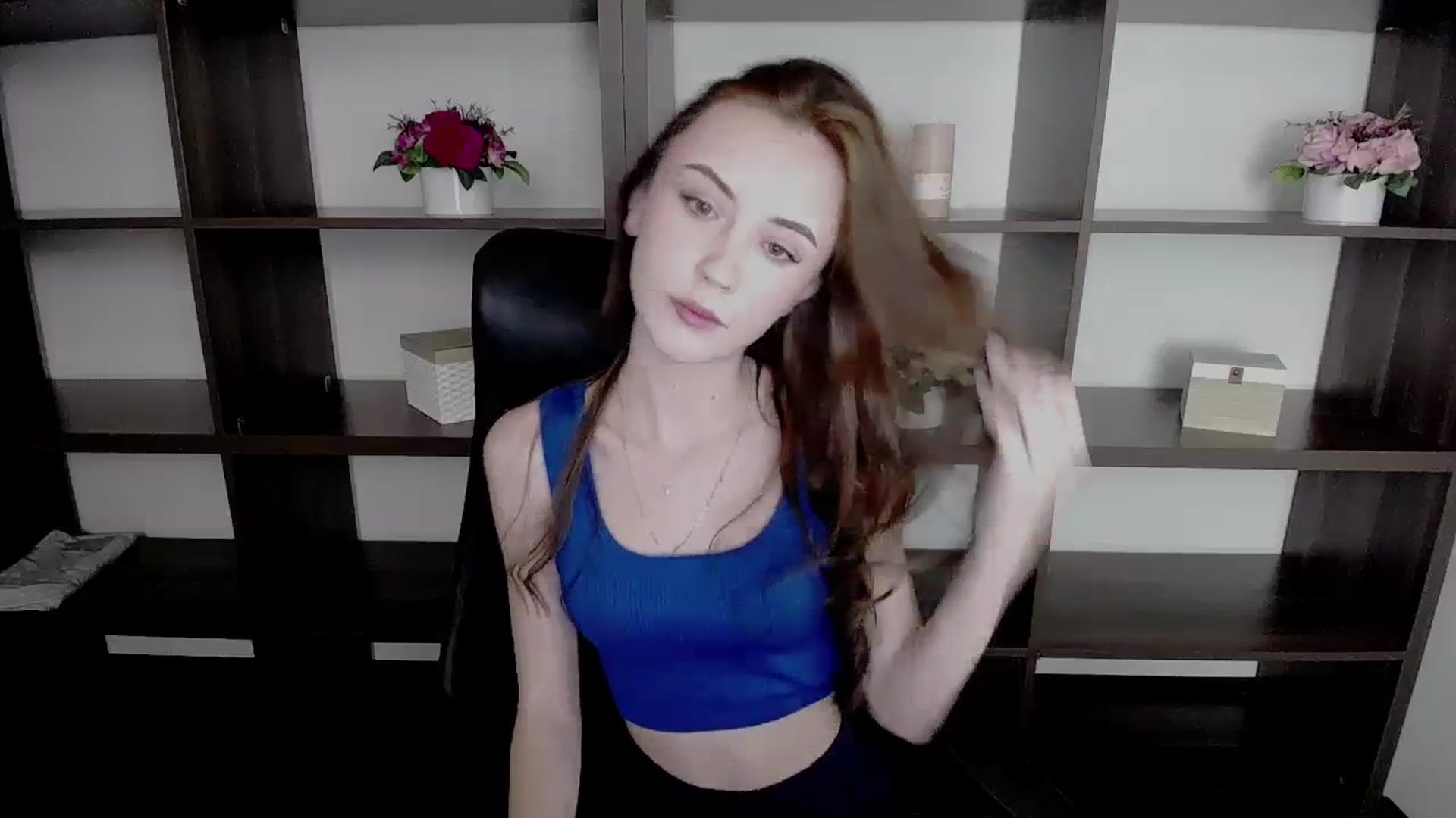 Gallery image thumbnail from Nikonara_'s myfreecams stream on, 11/12/2023, 10:25 image 15 of 20
