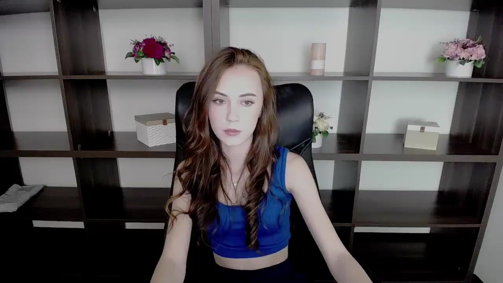 Gallery image thumbnail from Nikonara_'s myfreecams stream on, 11/12/2023, 10:25 image 6 of 20