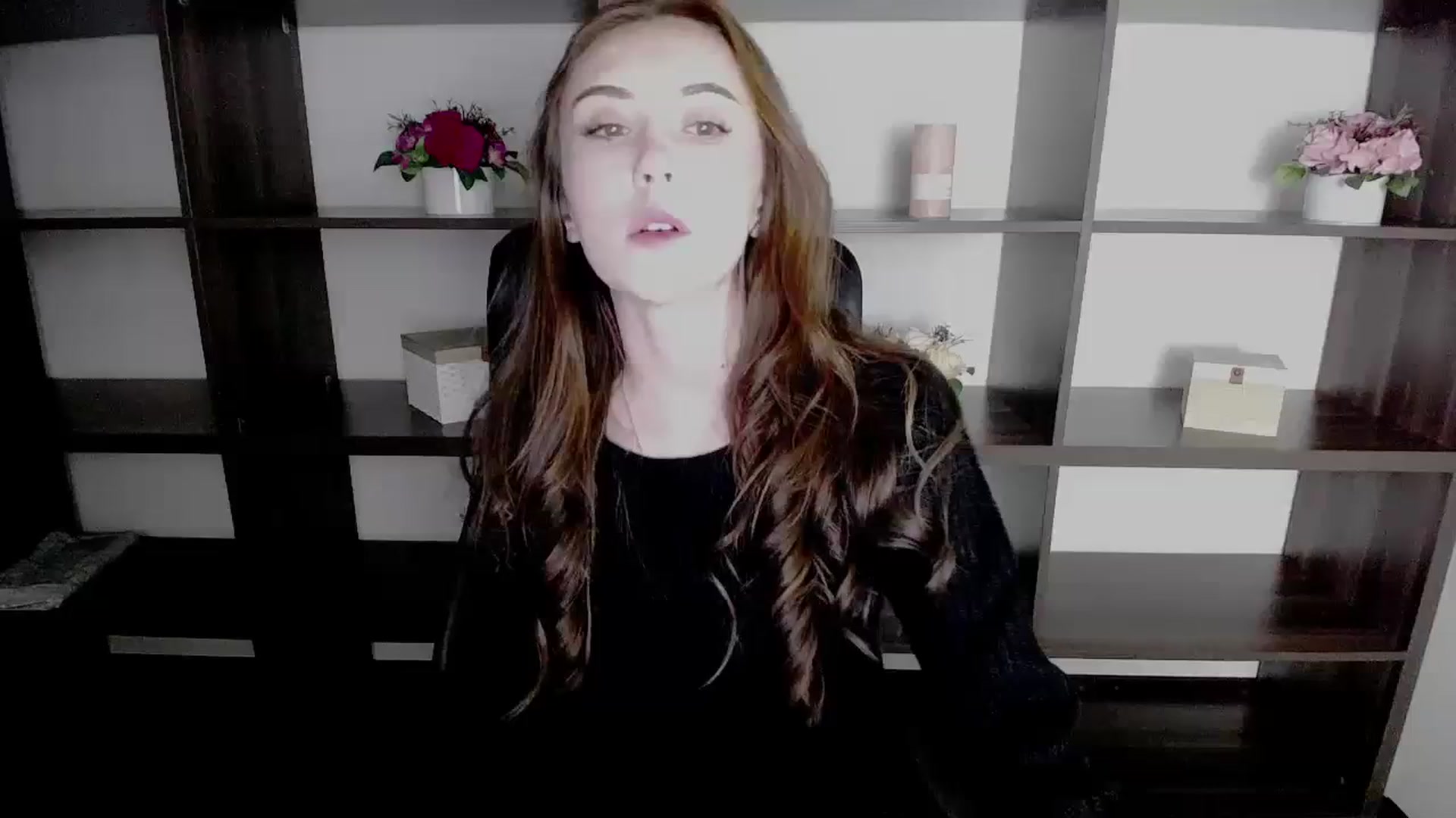 Gallery image thumbnail from Nikonara_'s myfreecams stream on, 11/12/2023, 13:30 image 19 of 20