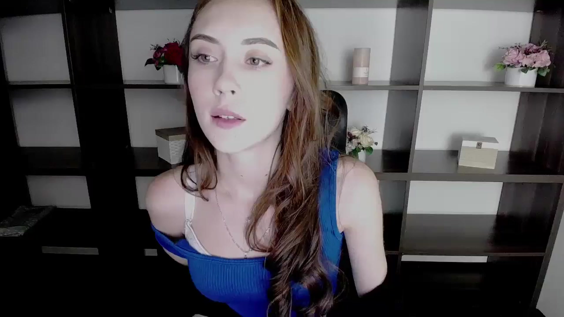 Gallery image thumbnail from Nikonara_'s myfreecams stream on, 11/12/2023, 13:30 image 15 of 20