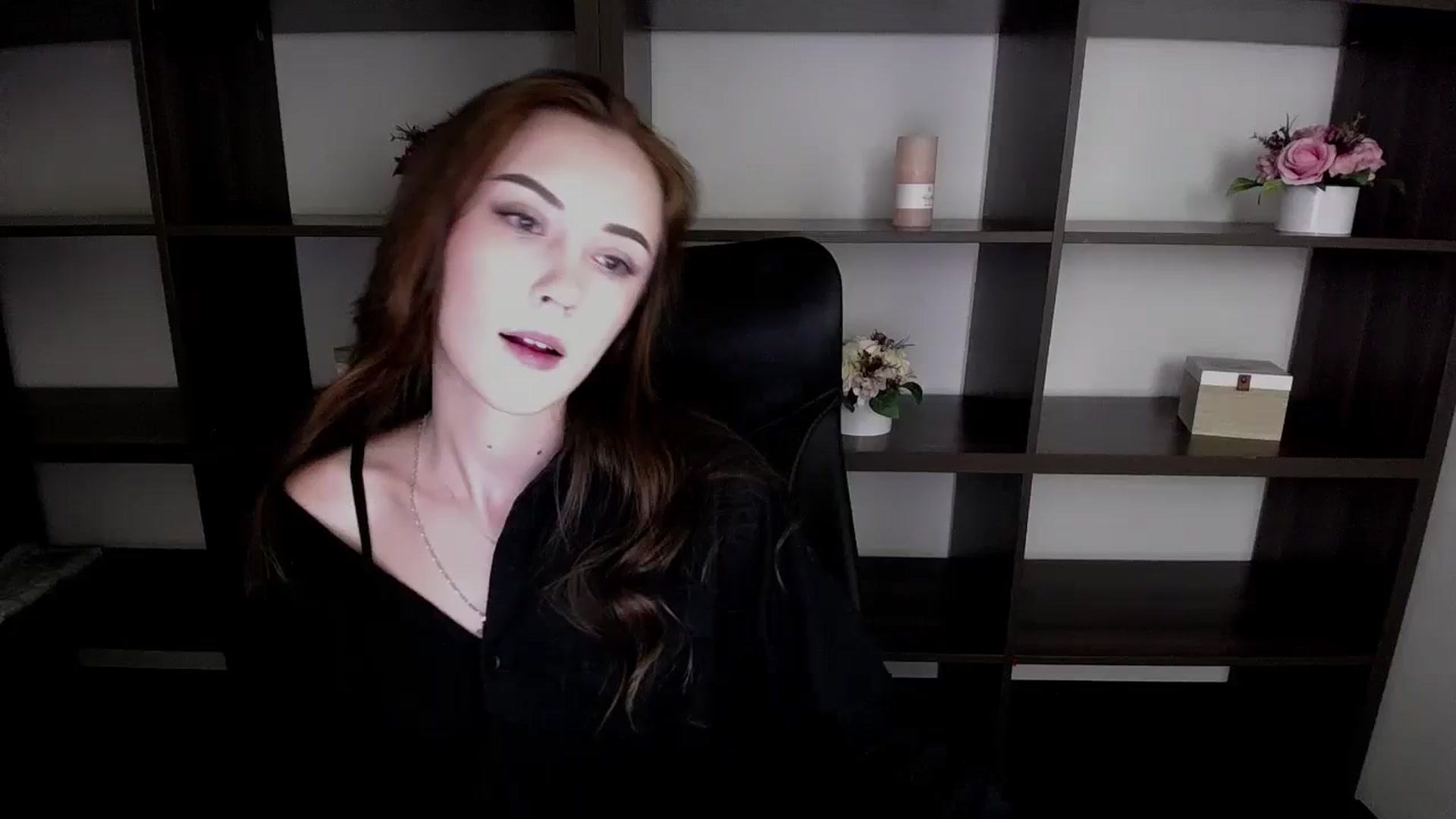 Gallery image thumbnail from Nikonara_'s myfreecams stream on, 11/13/2023, 14:56 image 12 of 20