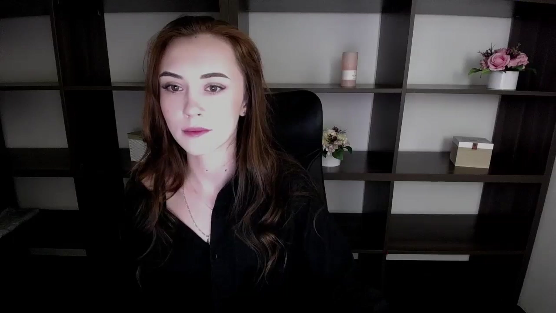 Gallery image thumbnail from Nikonara_'s myfreecams stream on, 11/13/2023, 14:56 image 17 of 20