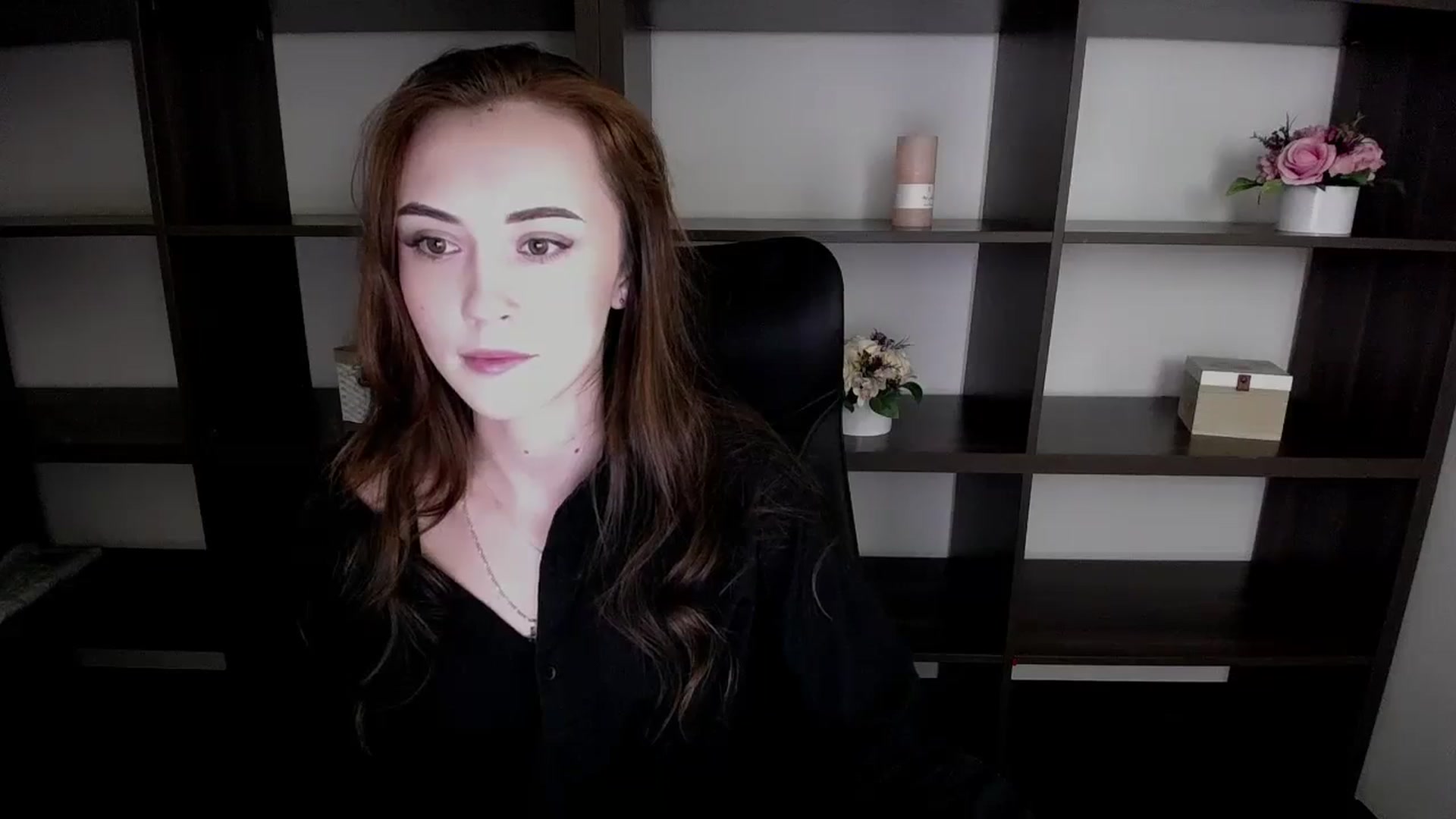 Gallery image thumbnail from Nikonara_'s myfreecams stream on, 11/13/2023, 14:56 image 18 of 20