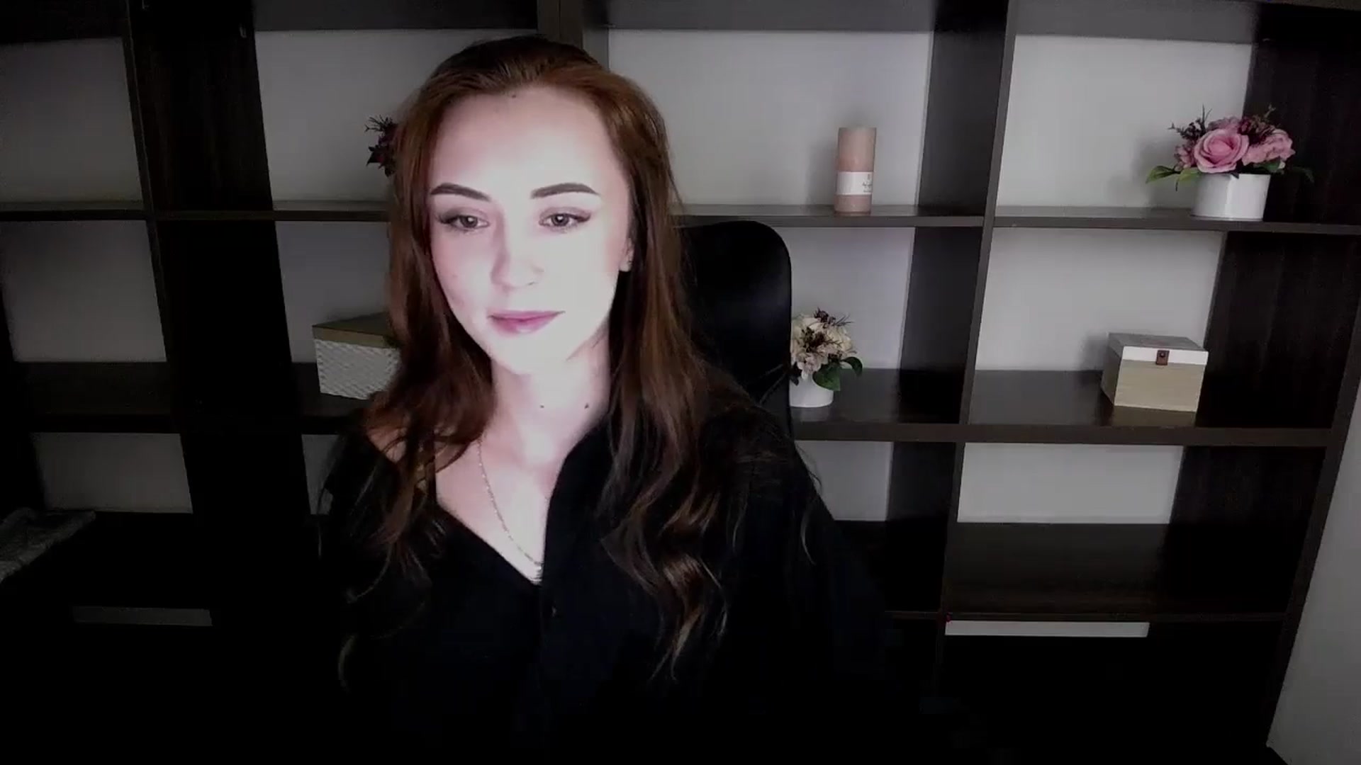 Gallery image thumbnail from Nikonara_'s myfreecams stream on, 11/13/2023, 14:56 image 14 of 20