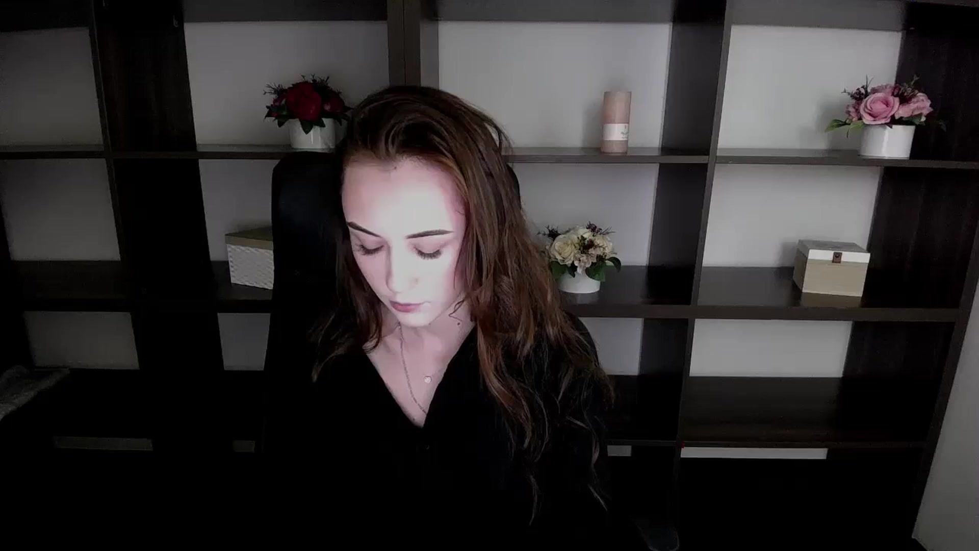 Gallery image thumbnail from Nikonara_'s myfreecams stream on, 11/13/2023, 15:37 image 20 of 20