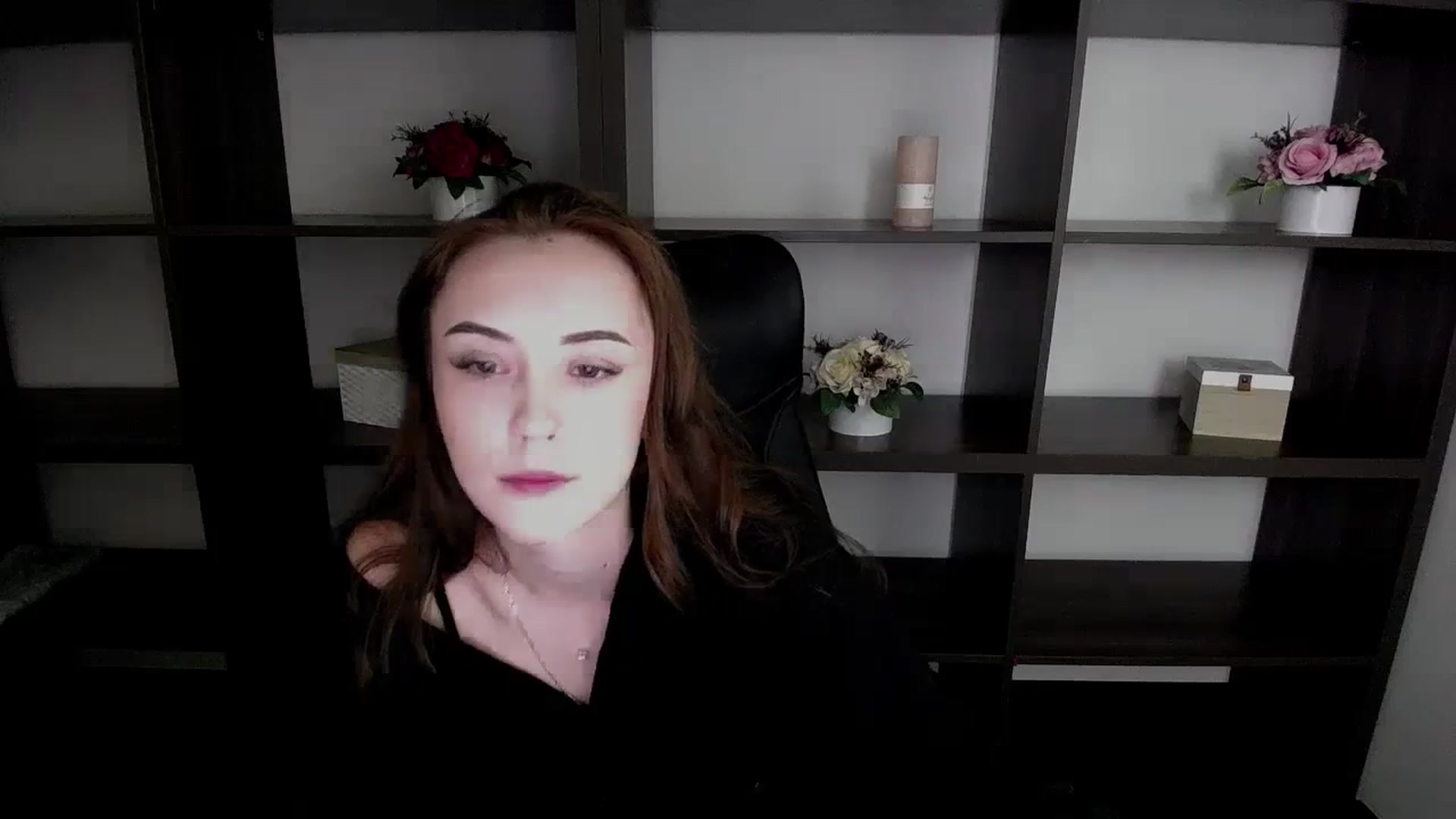 Gallery image thumbnail from Nikonara_'s myfreecams stream on, 11/13/2023, 15:37 image 6 of 20