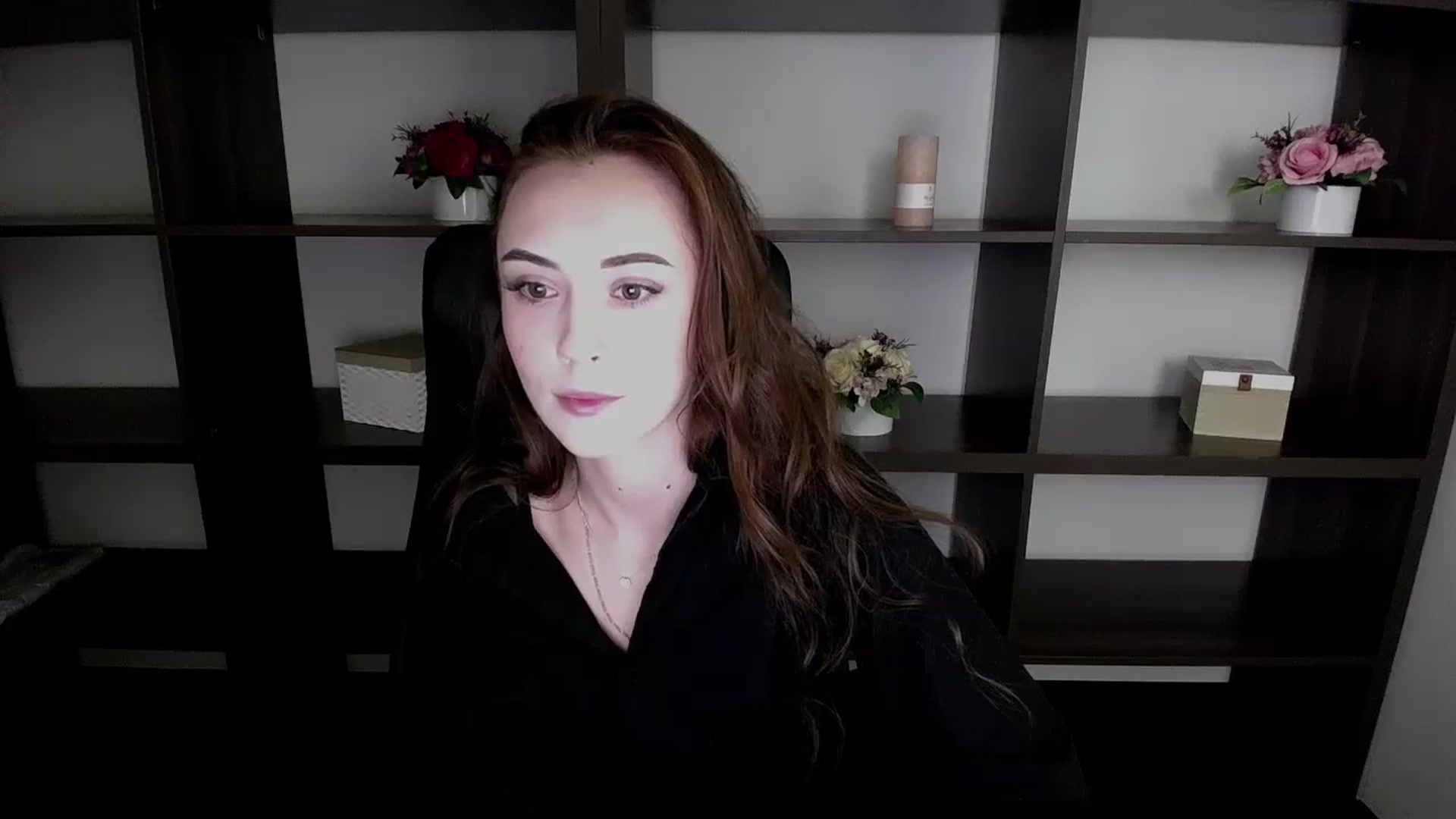 Gallery image thumbnail from Nikonara_'s myfreecams stream on, 11/13/2023, 15:37 image 14 of 20