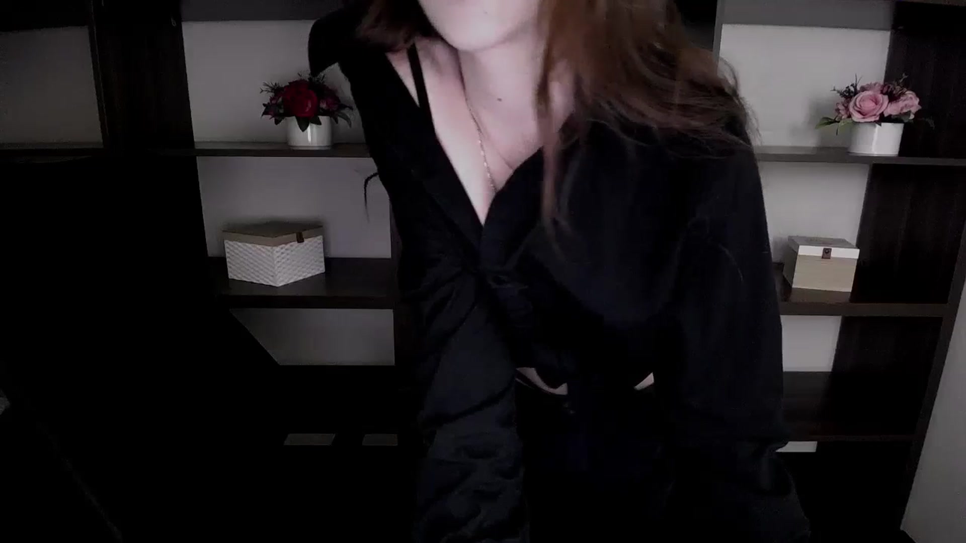 Gallery image thumbnail from Nikonara_'s myfreecams stream on, 11/13/2023, 16:58 image 18 of 20