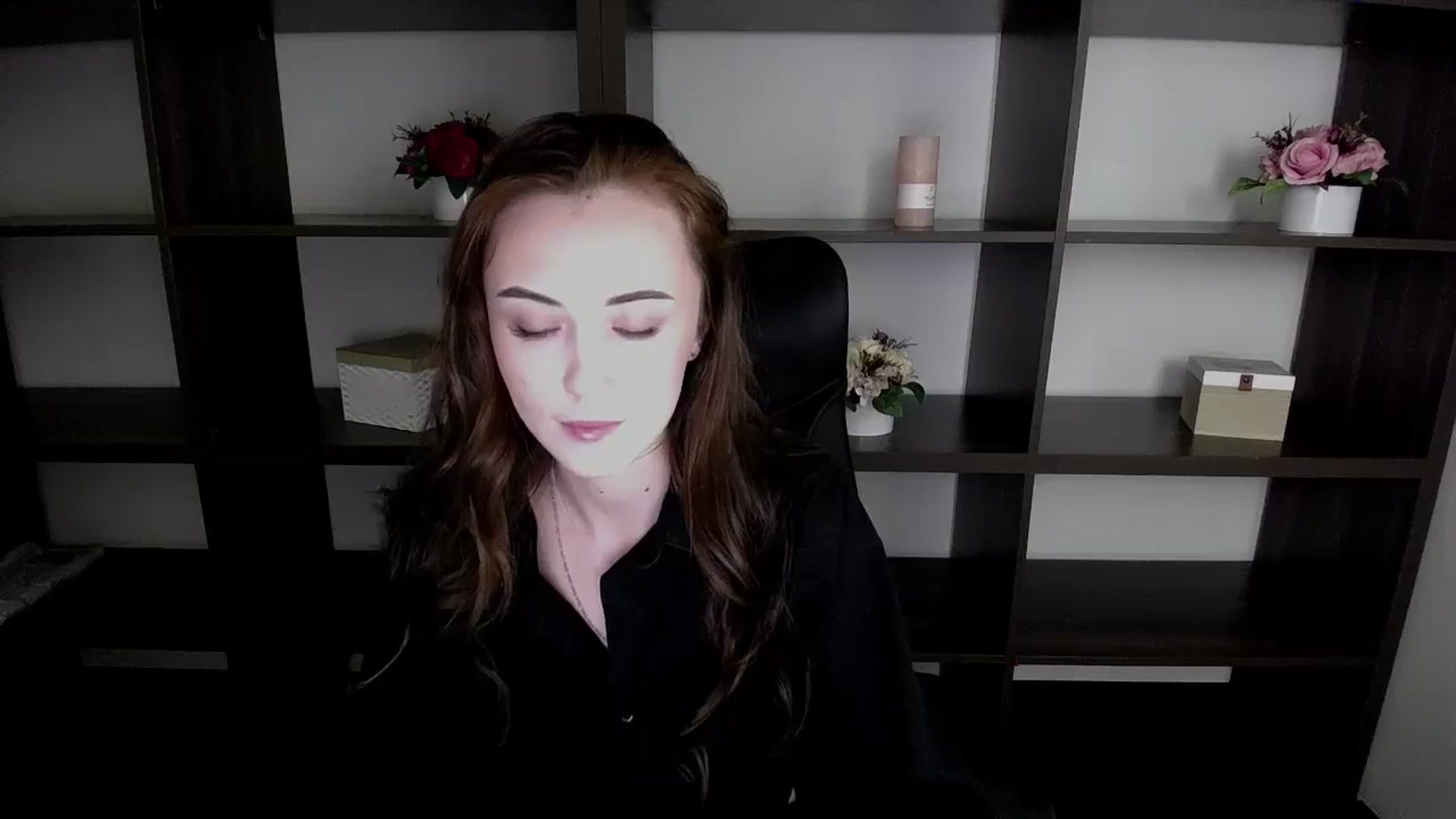 Gallery image thumbnail from Nikonara_'s myfreecams stream on, 11/13/2023, 16:58 image 6 of 20