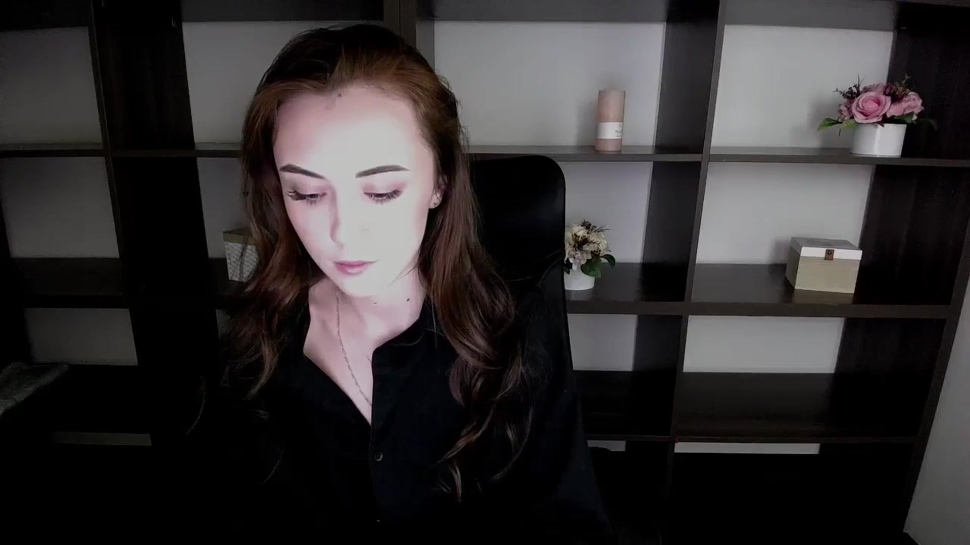Gallery image thumbnail from Nikonara_'s myfreecams stream on, 11/13/2023, 16:58 image 2 of 20