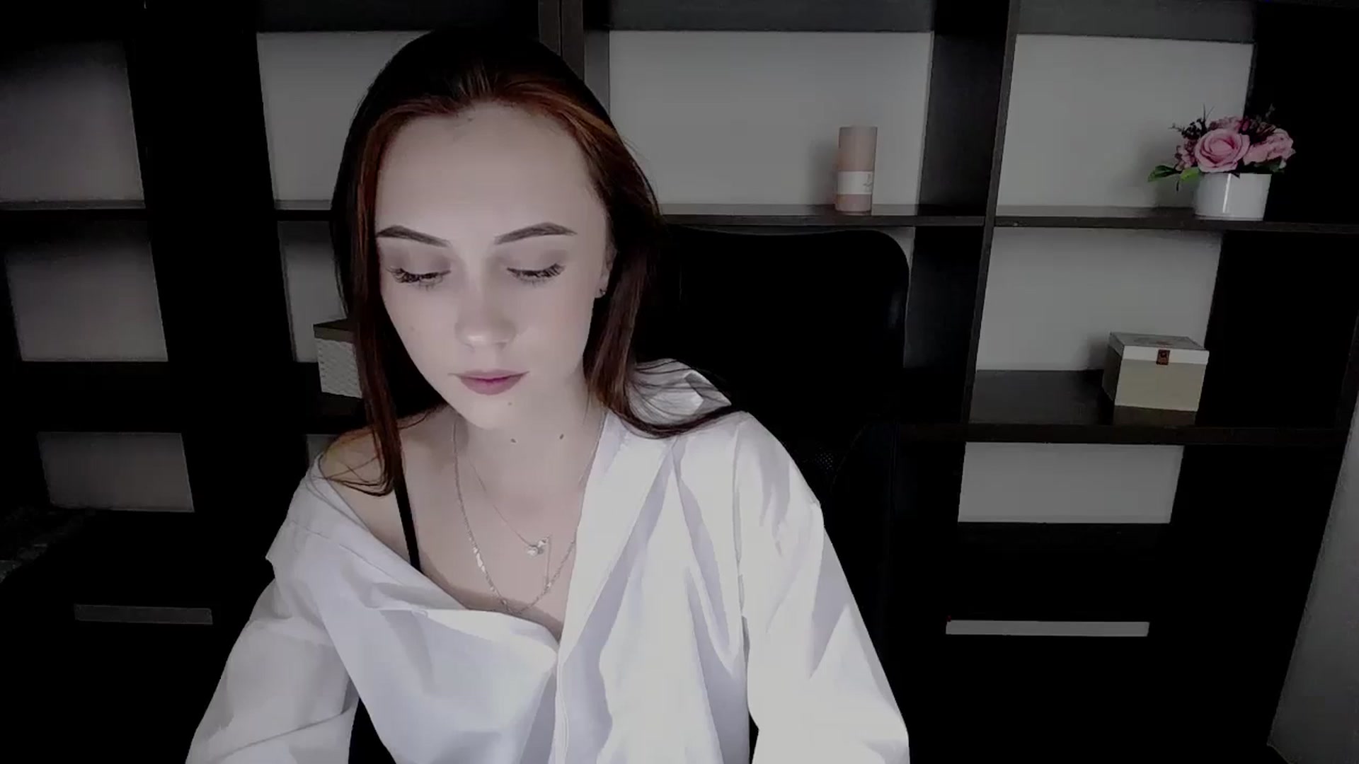 Gallery image thumbnail from Nikonara_'s myfreecams stream on, 11/14/2023, 12:24 image 12 of 20