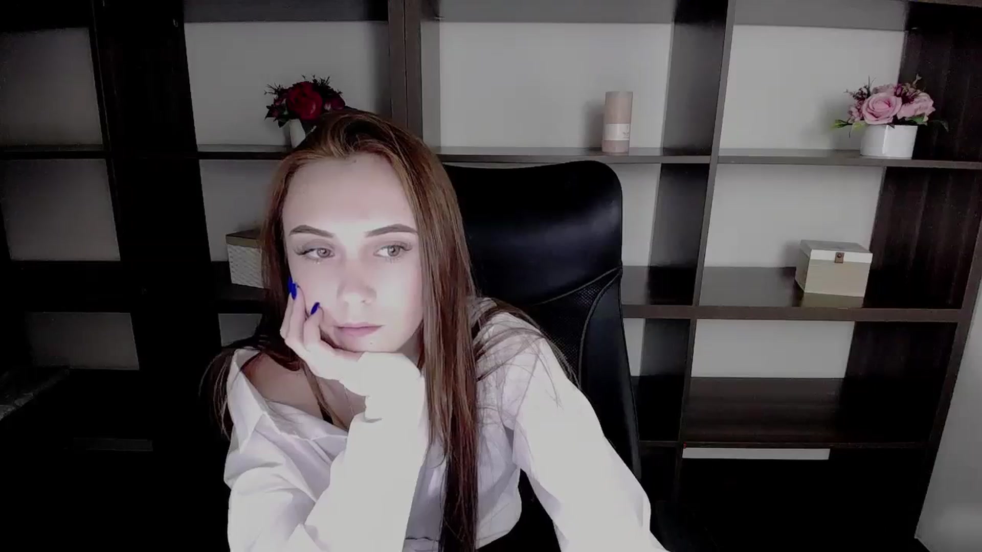 Gallery image thumbnail from Nikonara_'s myfreecams stream on, 11/14/2023, 15:26 image 12 of 20