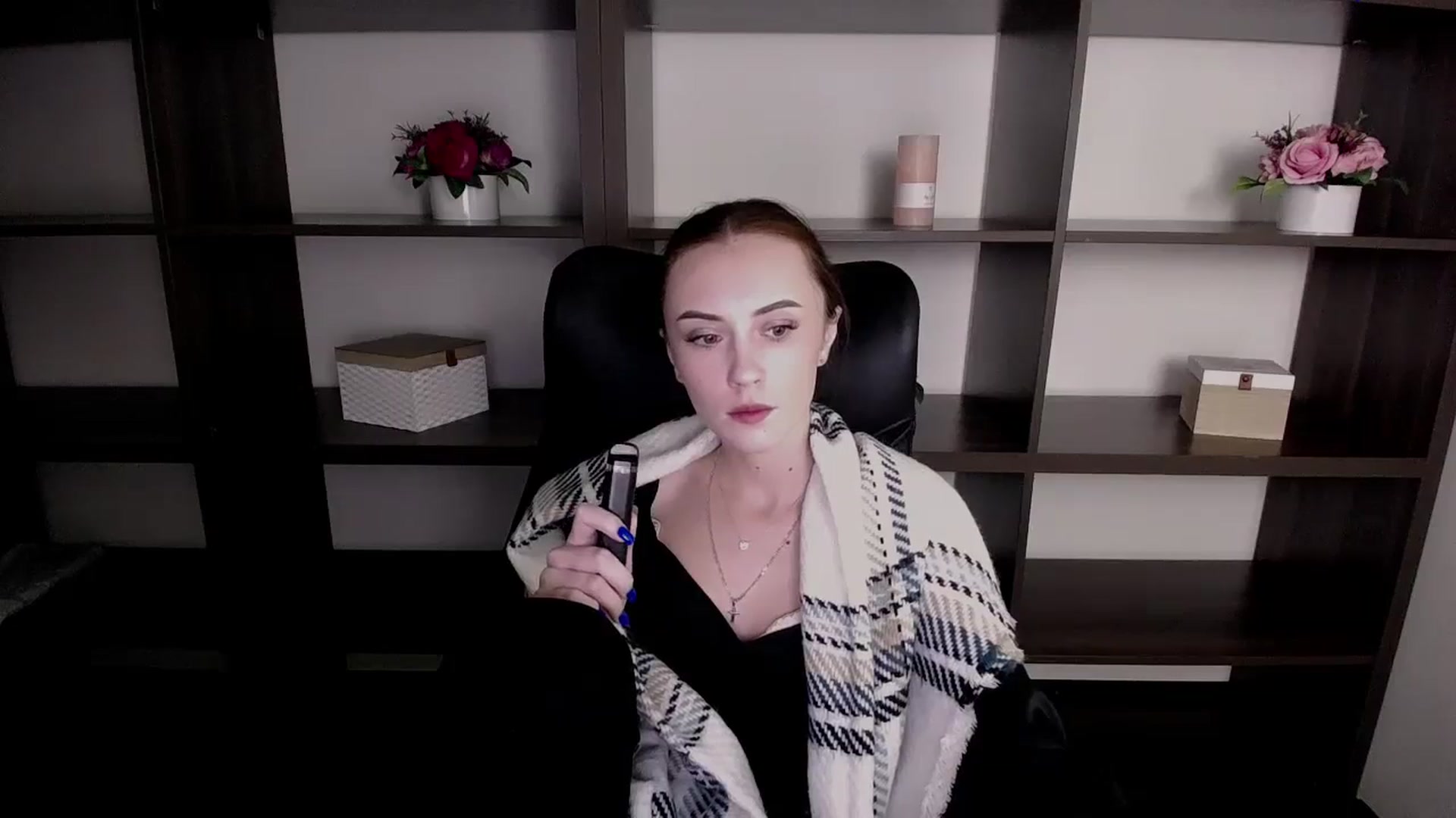 Gallery image thumbnail from Nikonara_'s myfreecams stream on, 11/15/2023, 18:16 image 20 of 20