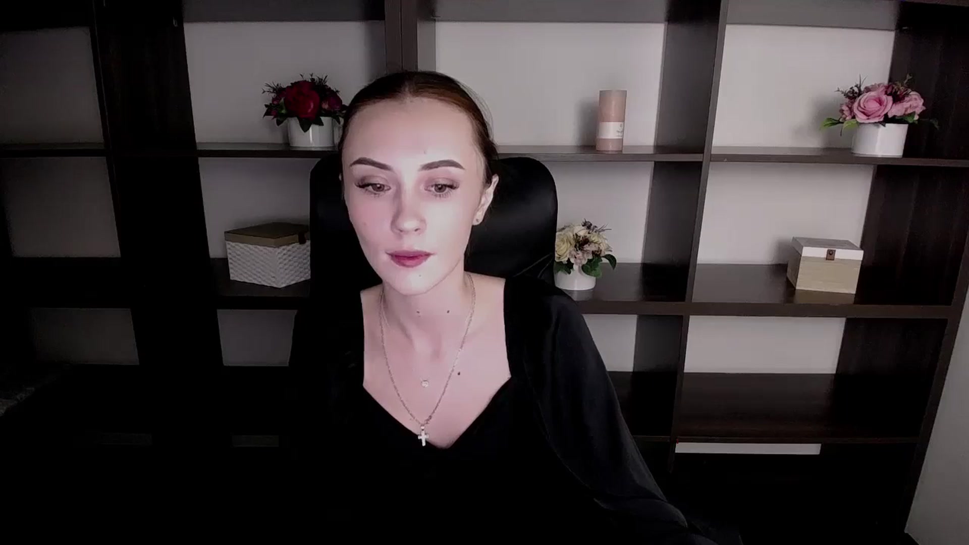 Gallery image thumbnail from Nikonara_'s myfreecams stream on, 11/15/2023, 18:16 image 2 of 20