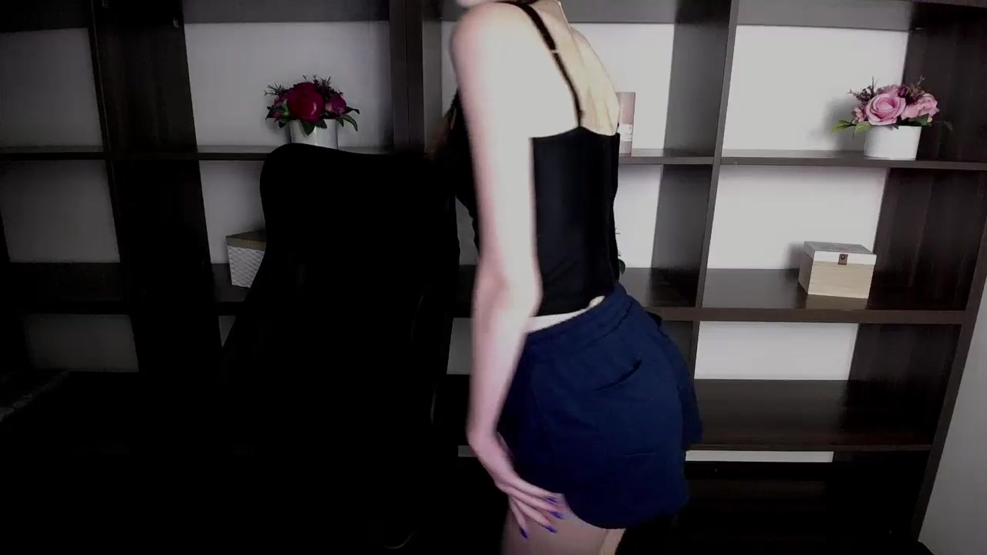 Gallery image thumbnail from Nikonara_'s myfreecams stream on, 11/16/2023, 15:13 image 16 of 20
