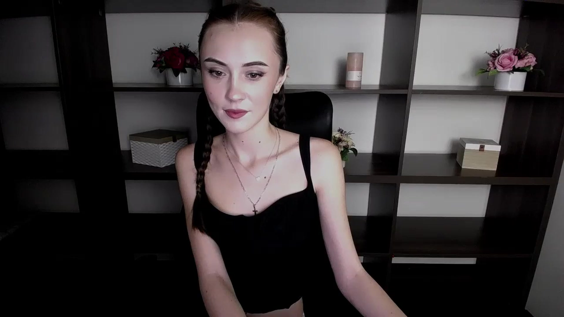 Gallery image thumbnail from Nikonara_'s myfreecams stream on, 11/16/2023, 15:13 image 11 of 20