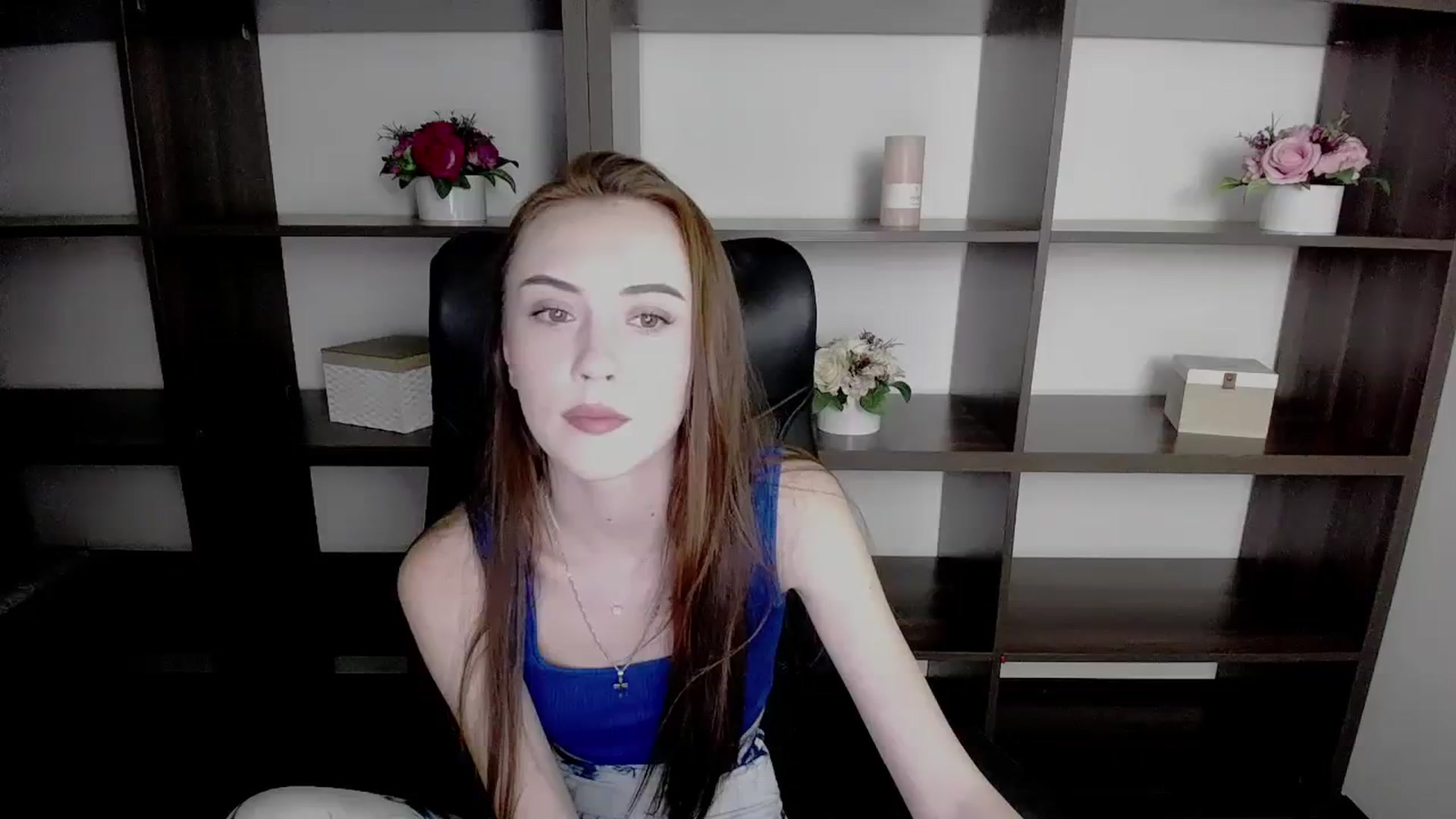 Gallery image thumbnail from Nikonara_'s myfreecams stream on, 11/17/2023, 14:50 image 6 of 20