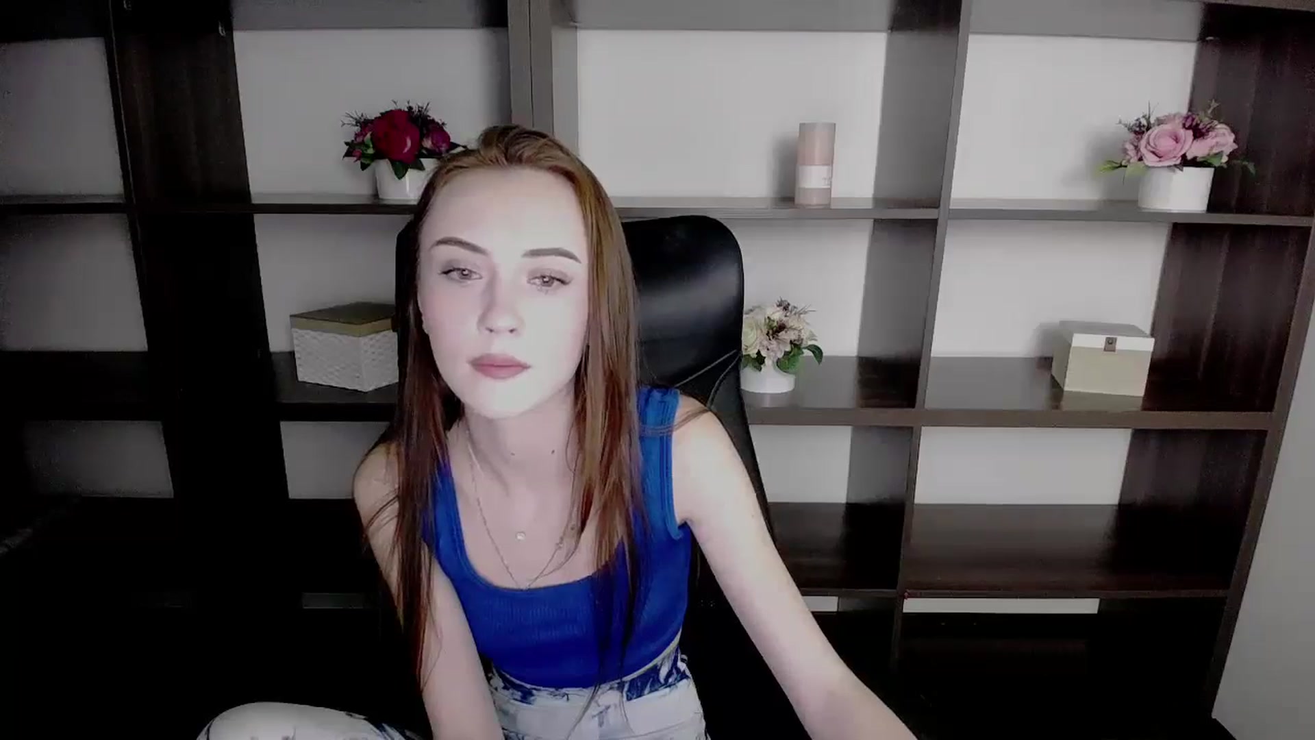 Gallery image thumbnail from Nikonara_'s myfreecams stream on, 11/17/2023, 14:50 image 3 of 20