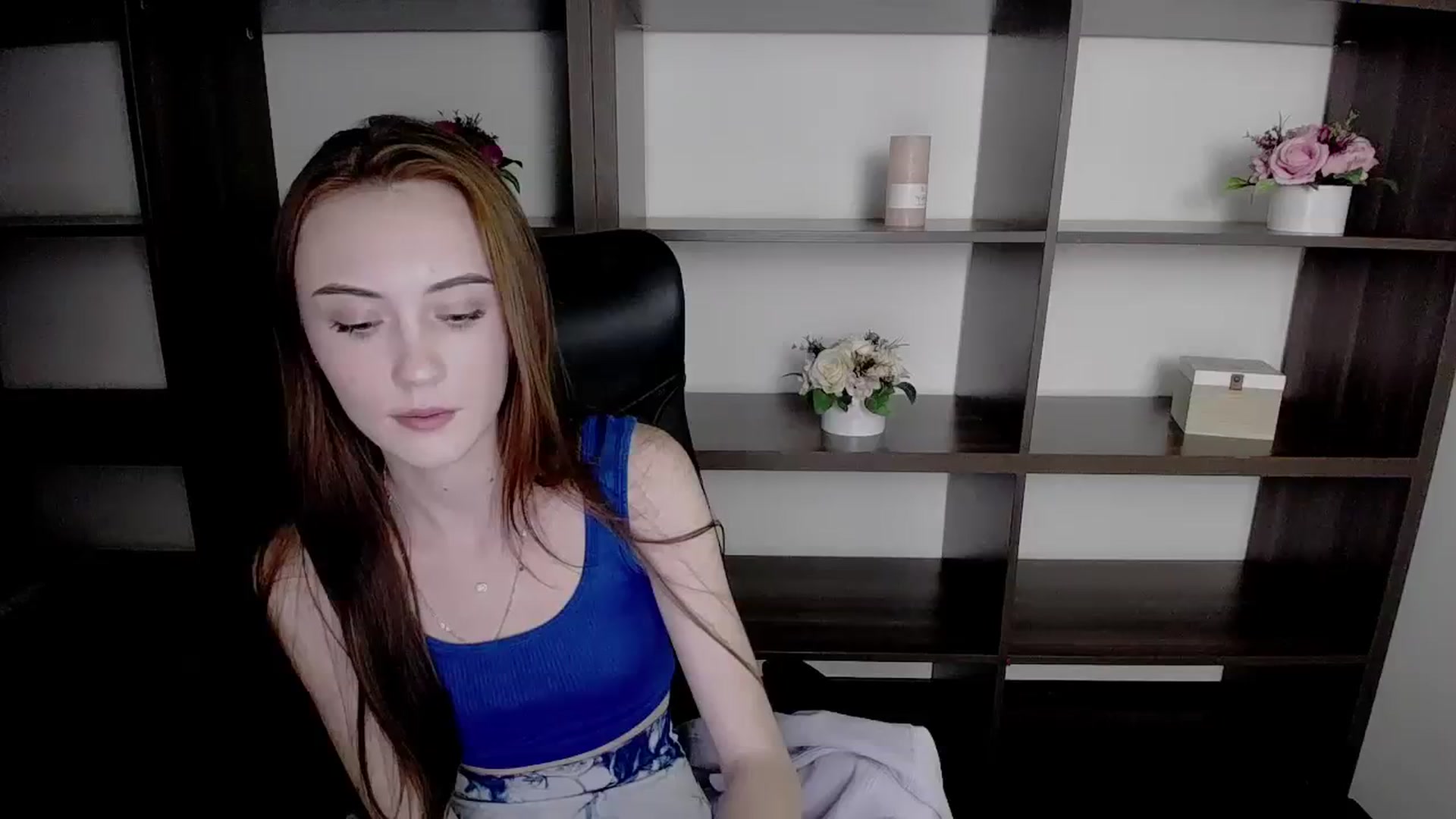 Gallery image thumbnail from Nikonara_'s myfreecams stream on, 11/17/2023, 17:55 image 15 of 20