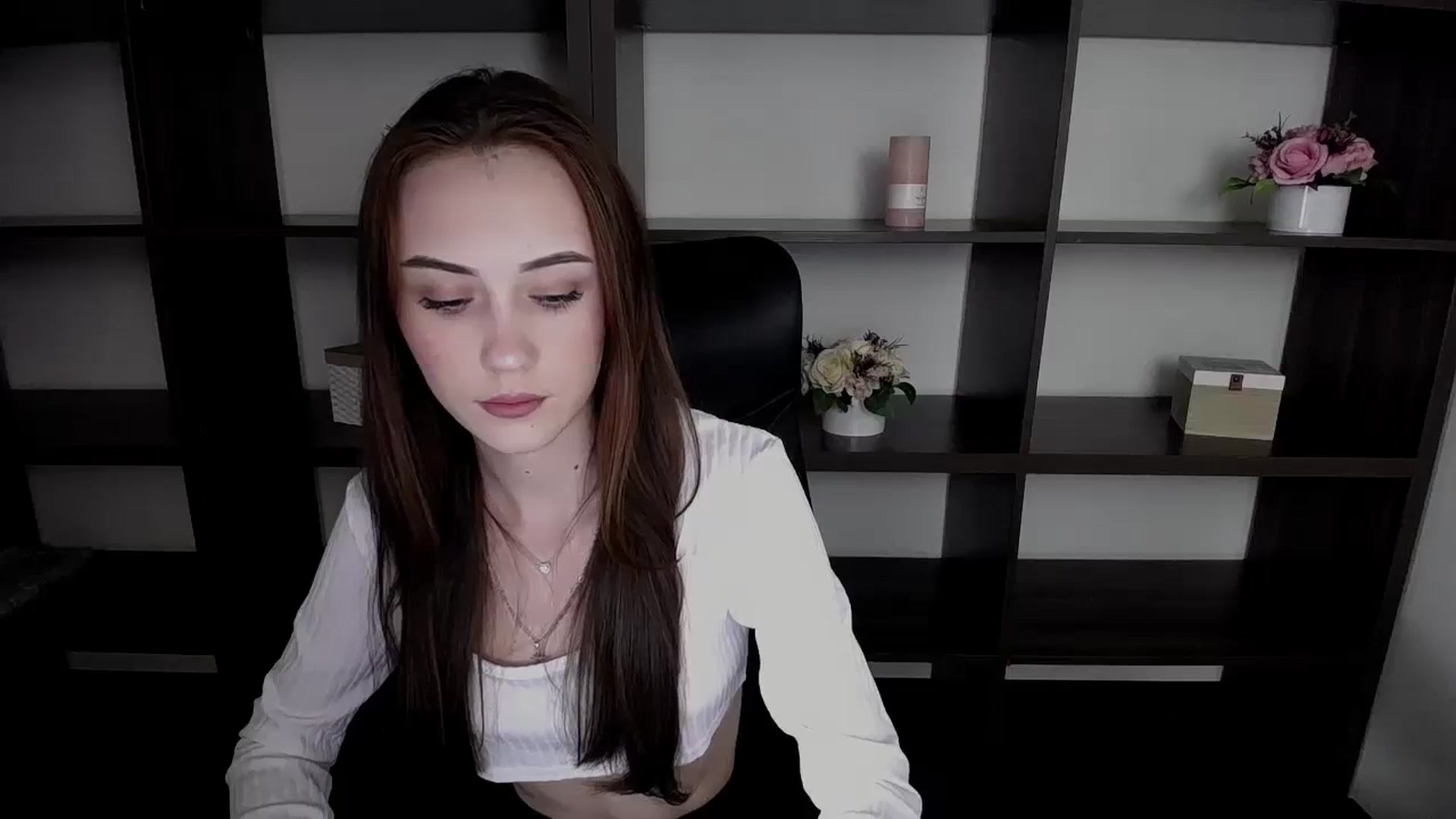 Gallery image thumbnail from Nikonara_'s myfreecams stream on, 11/18/2023, 09:55 image 8 of 20