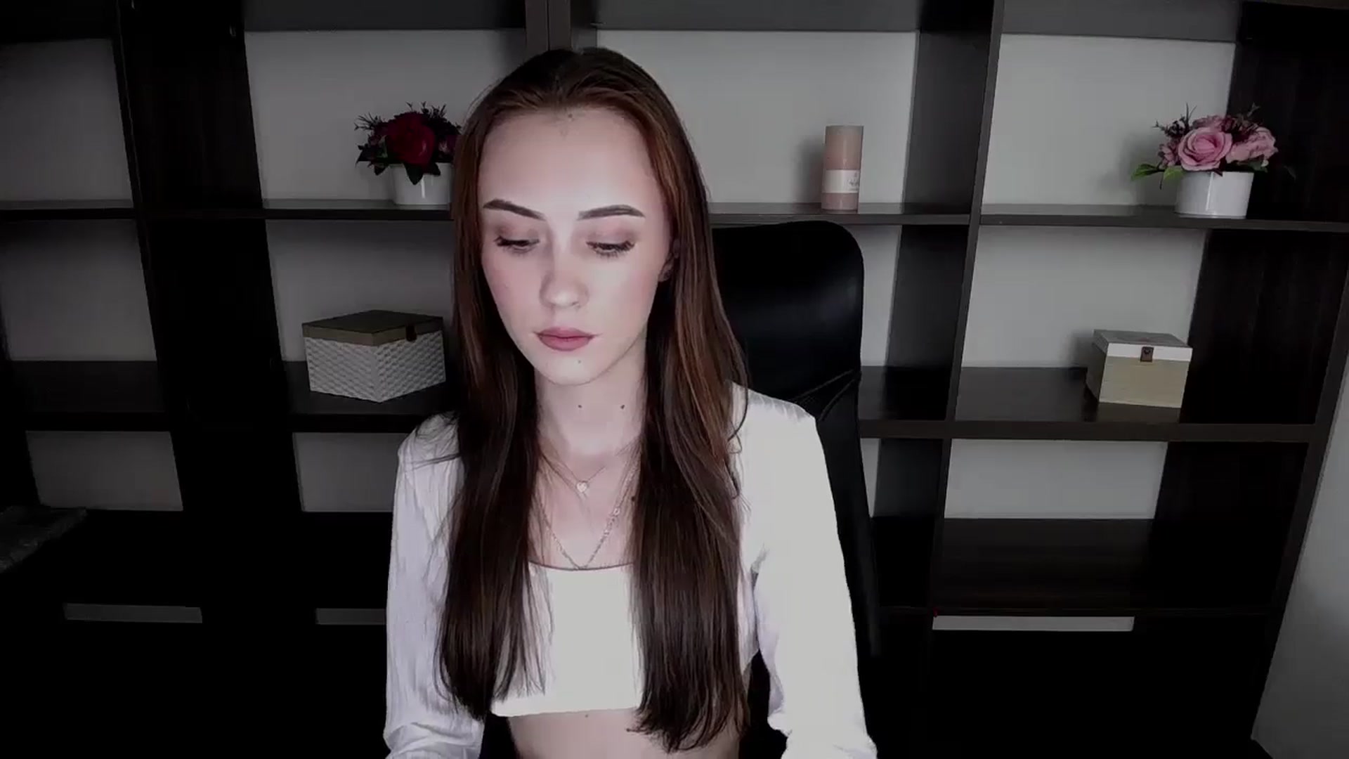 Gallery image thumbnail from Nikonara_'s myfreecams stream on, 11/18/2023, 09:55 image 13 of 20
