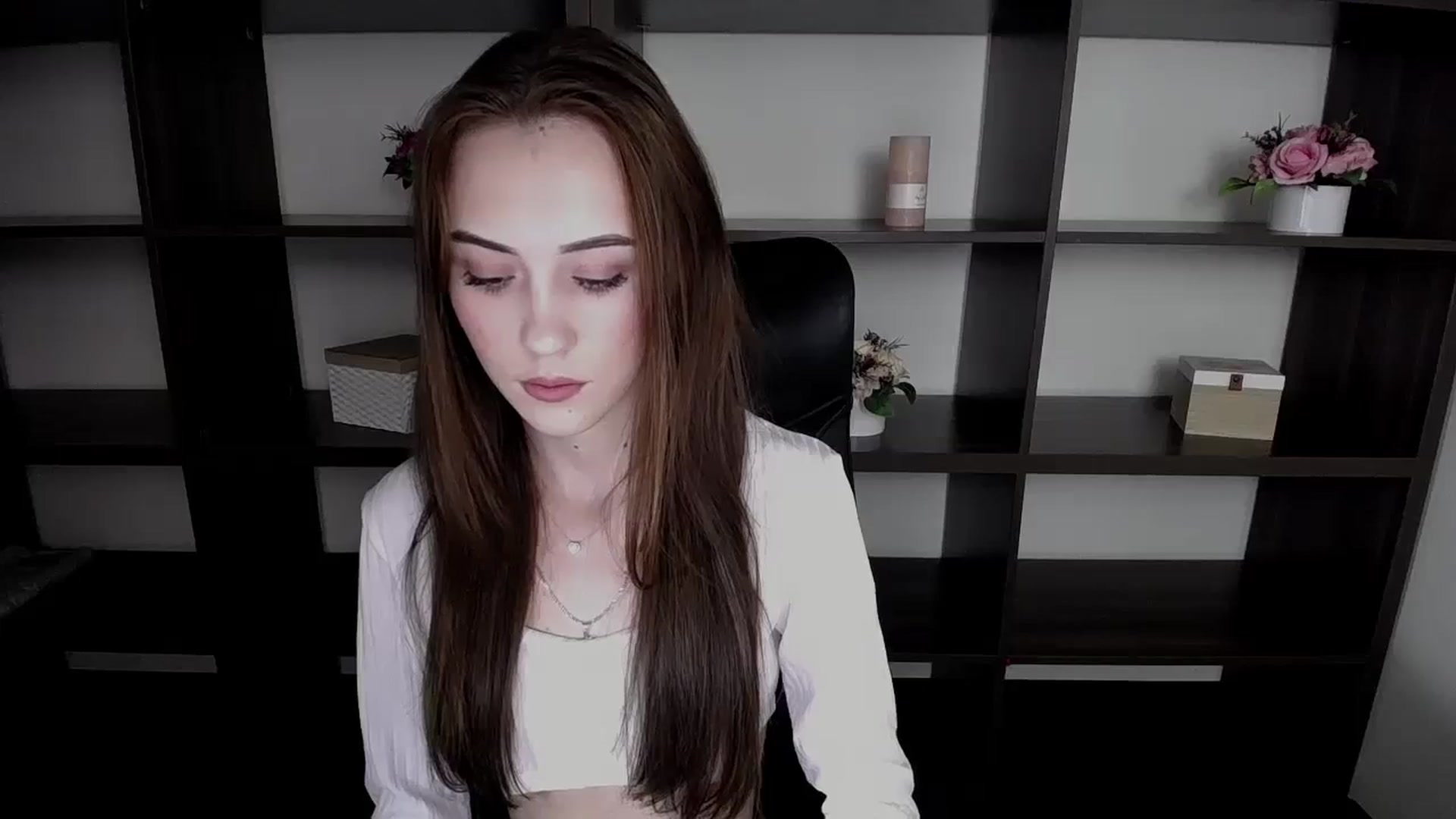 Gallery image thumbnail from Nikonara_'s myfreecams stream on, 11/18/2023, 09:55 image 7 of 20