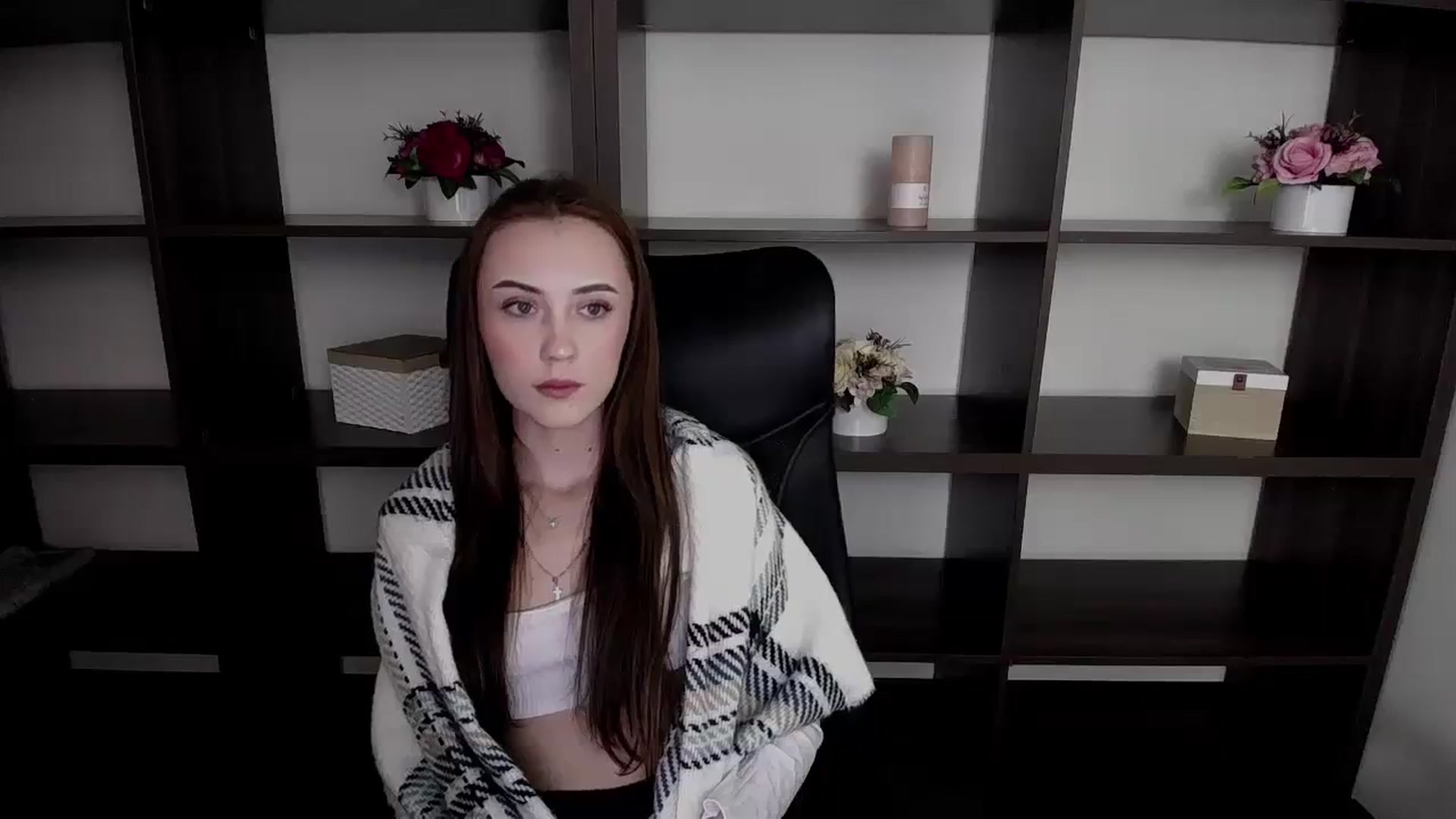 Gallery image thumbnail from Nikonara_'s myfreecams stream on, 11/18/2023, 11:13 image 11 of 20