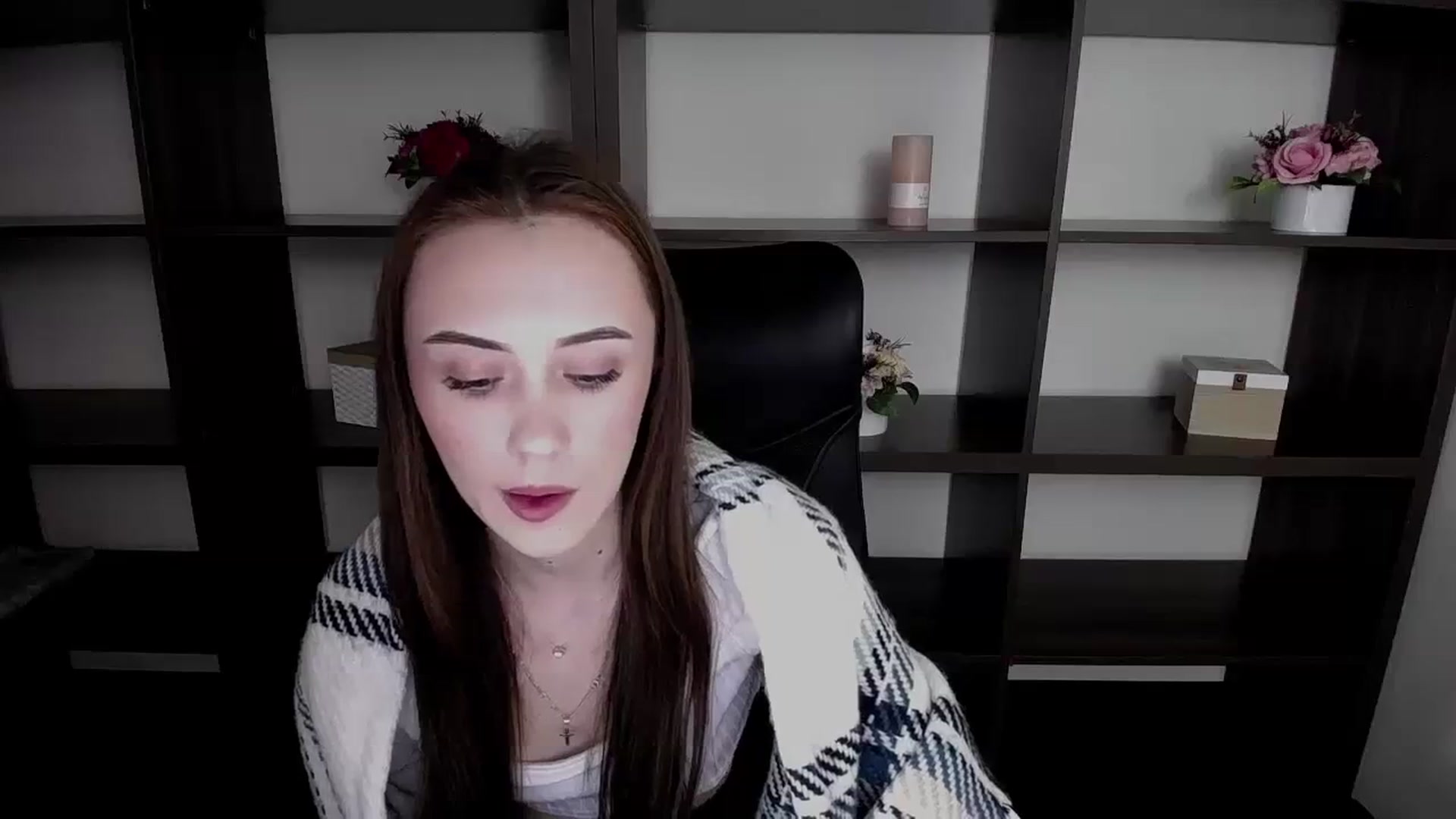 Gallery image thumbnail from Nikonara_'s myfreecams stream on, 11/18/2023, 11:13 image 13 of 20