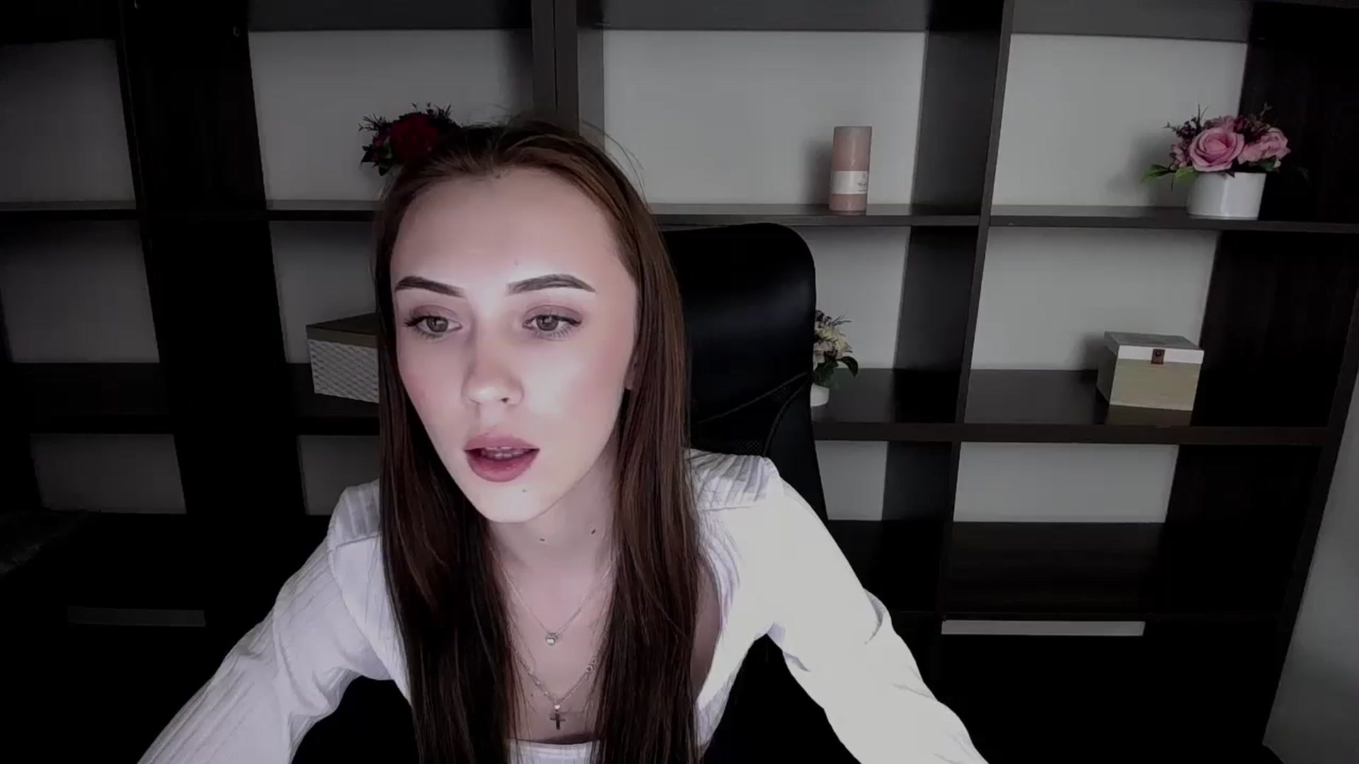 Gallery image thumbnail from Nikonara_'s myfreecams stream on, 11/18/2023, 11:13 image 1 of 20