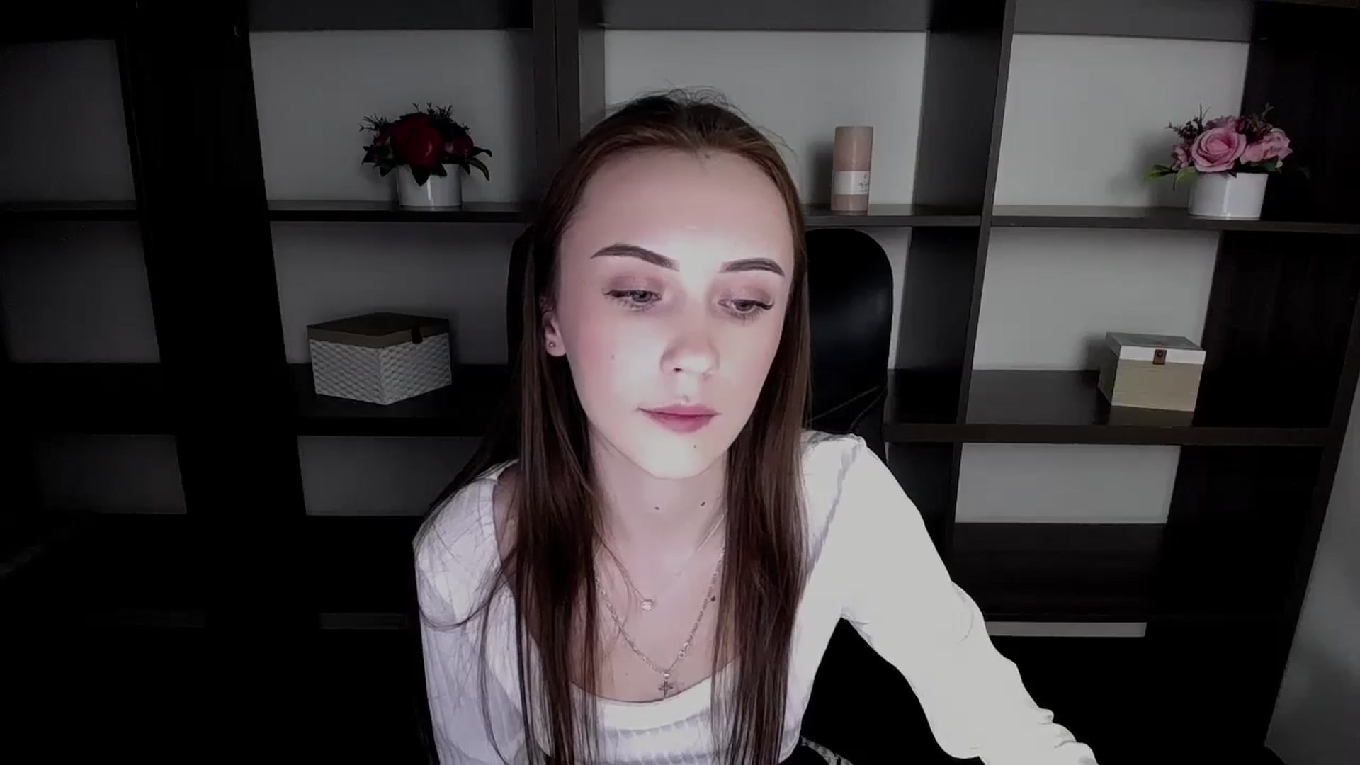 Gallery image thumbnail from Nikonara_'s myfreecams stream on, 11/18/2023, 13:55 image 7 of 20