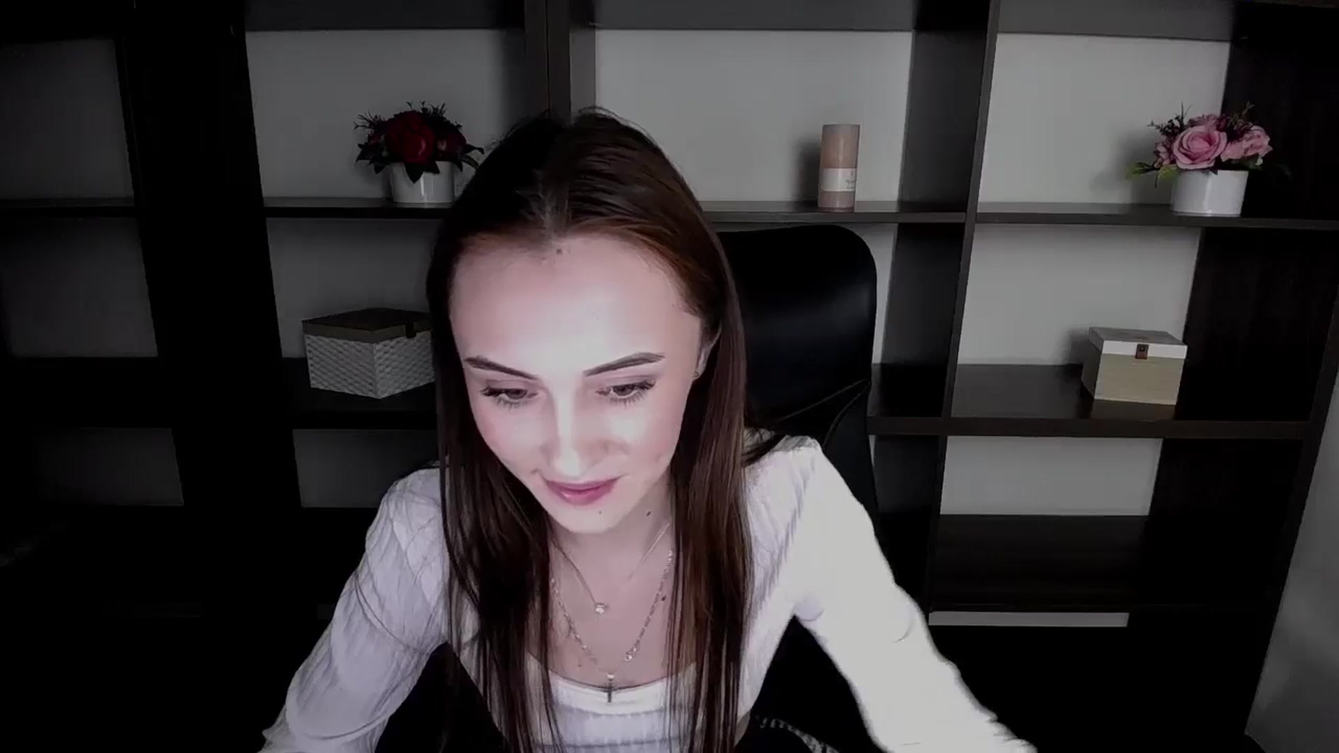 Gallery image thumbnail from Nikonara_'s myfreecams stream on, 11/18/2023, 13:55 image 8 of 20