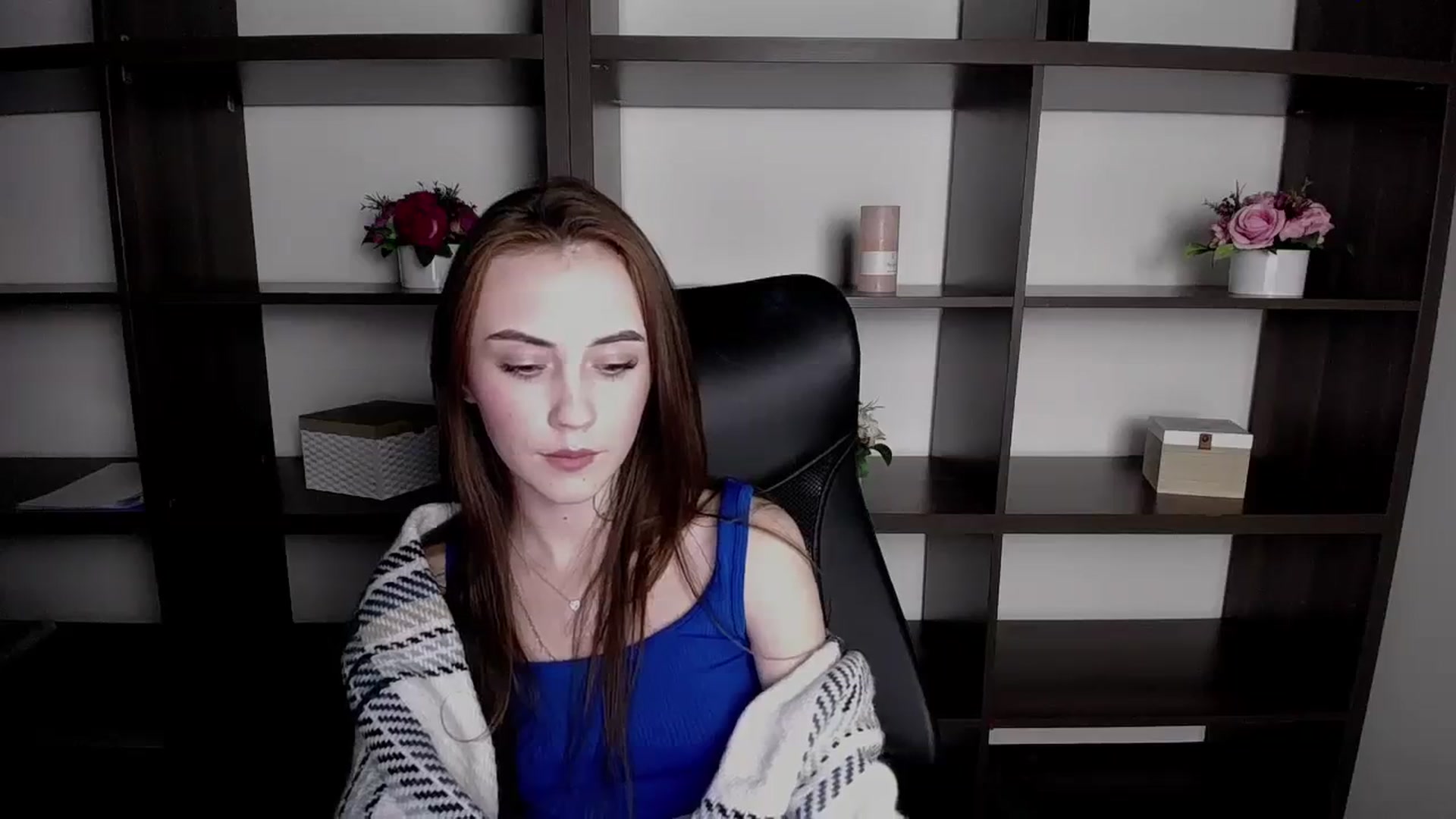 Gallery image thumbnail from Nikonara_'s myfreecams stream on, 11/20/2023, 15:13 image 18 of 20