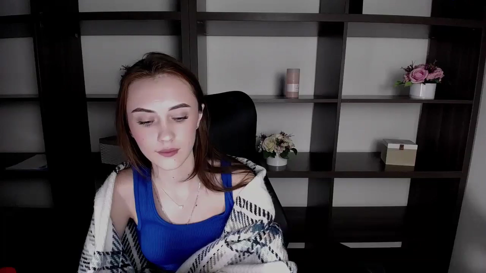 Gallery image thumbnail from Nikonara_'s myfreecams stream on, 11/20/2023, 15:13 image 14 of 20