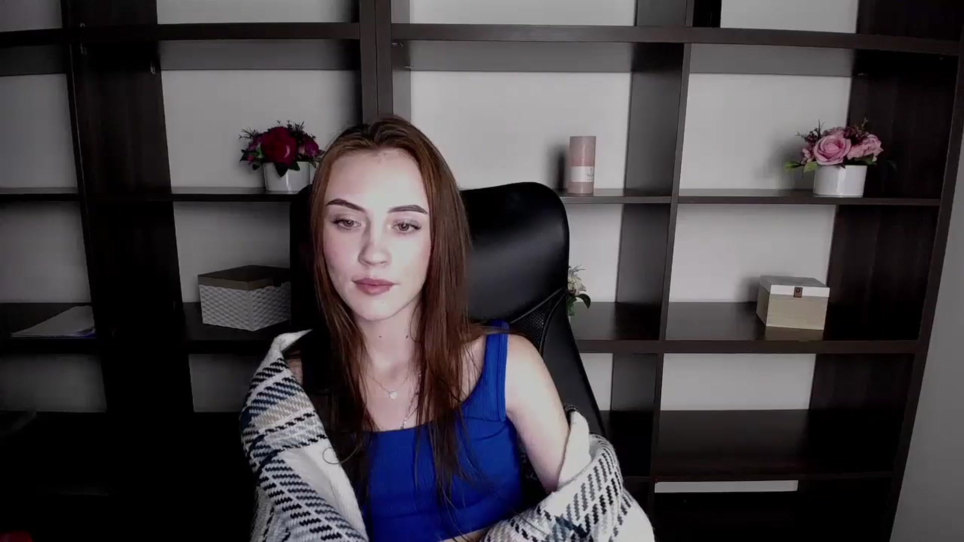 Gallery image thumbnail from Nikonara_'s myfreecams stream on, 11/20/2023, 15:13 image 17 of 20