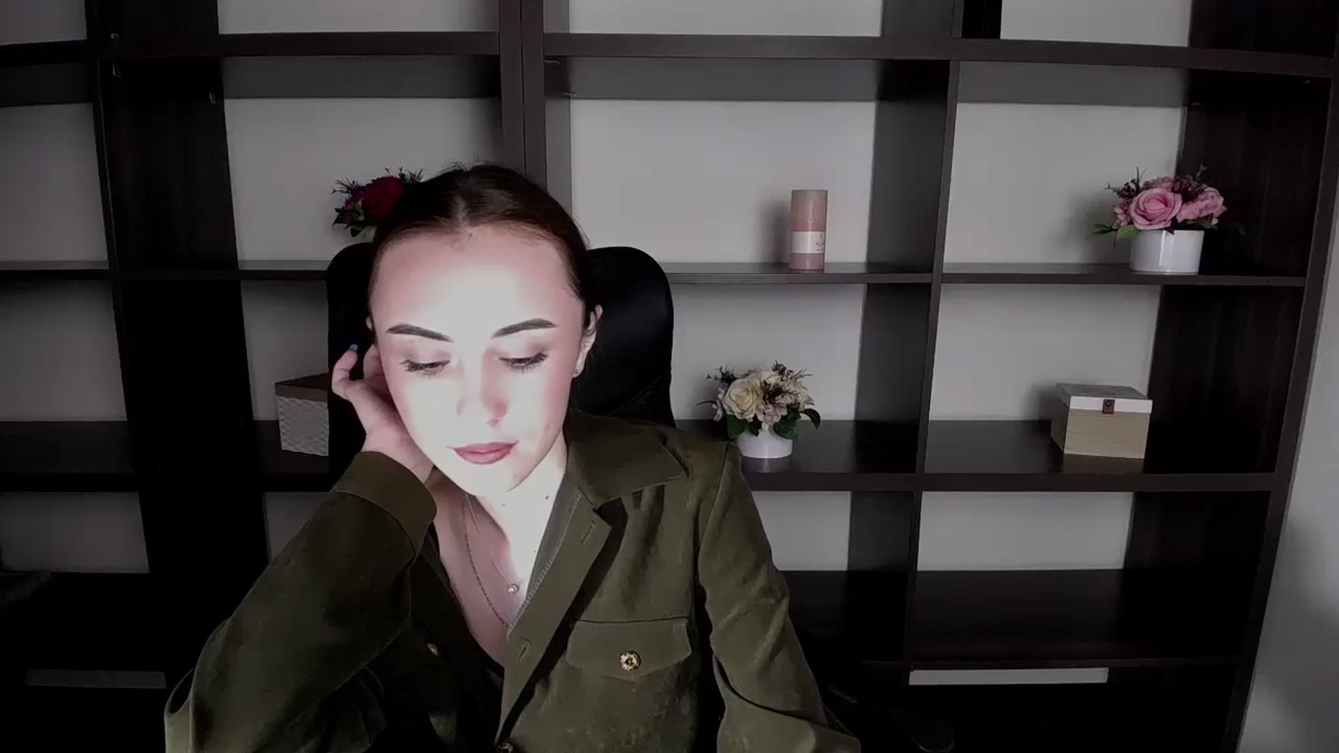 Gallery image thumbnail from Nikonara_'s myfreecams stream on, 11/21/2023, 12:04 image 7 of 20