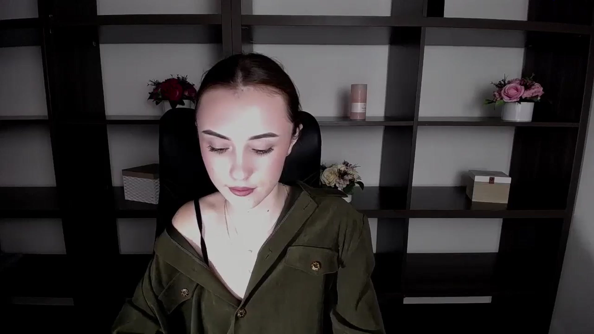 Gallery image thumbnail from Nikonara_'s myfreecams stream on, 11/21/2023, 12:04 image 2 of 20