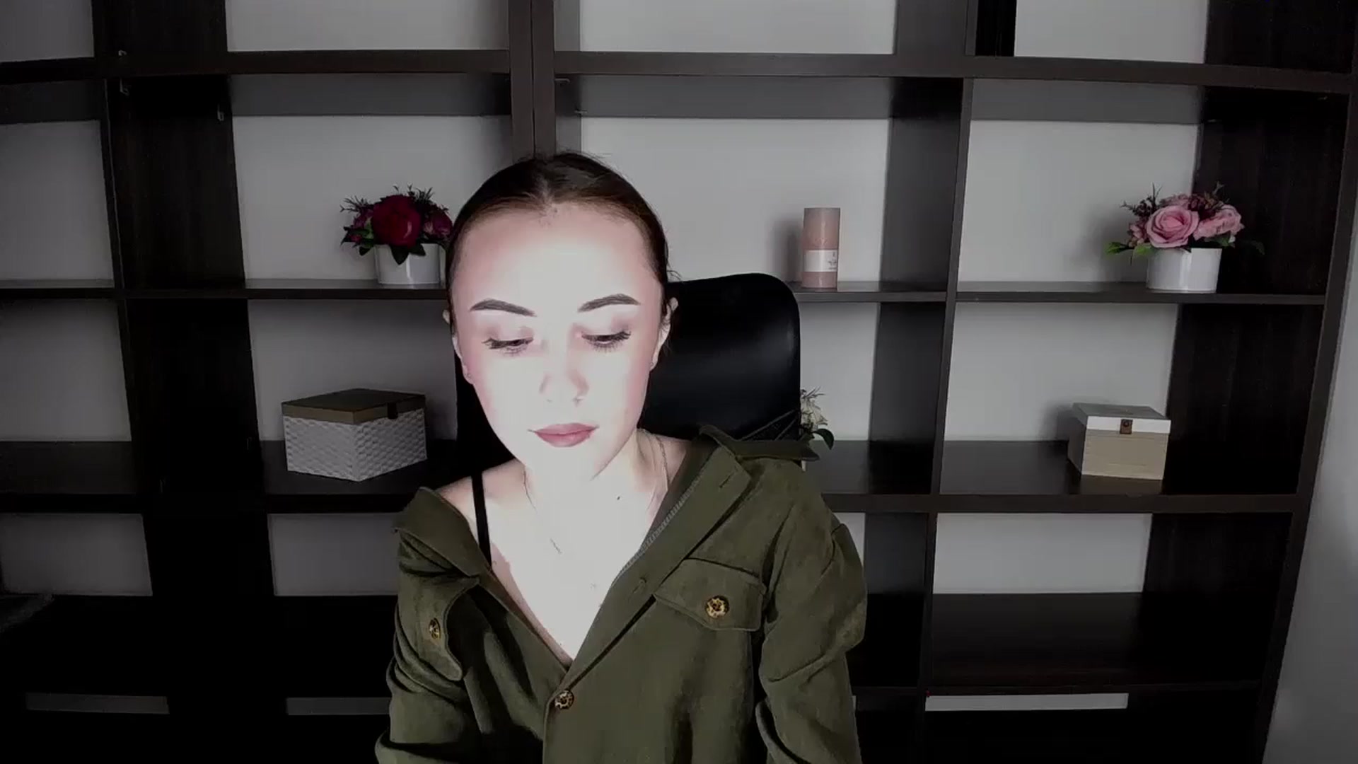 Gallery image thumbnail from Nikonara_'s myfreecams stream on, 11/21/2023, 12:30 image 18 of 20